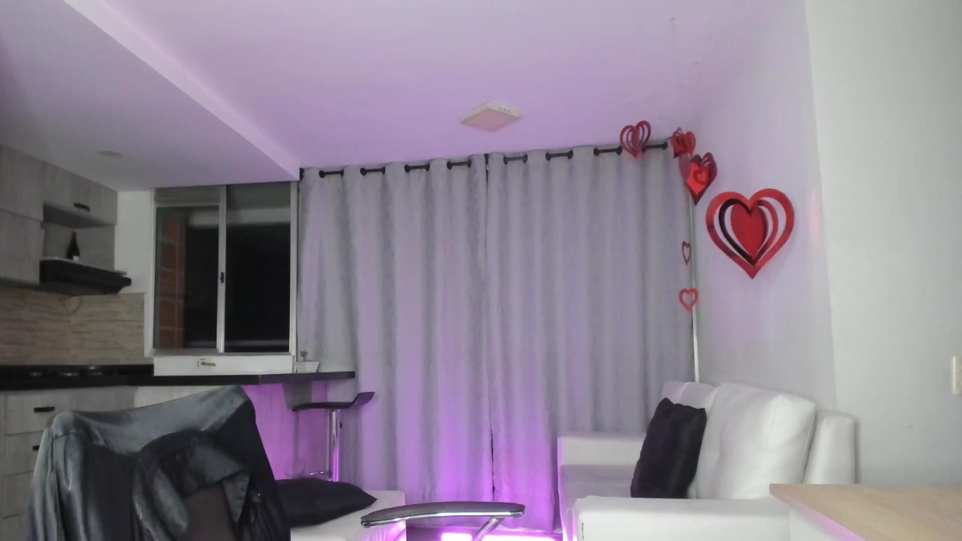 Gallery image thumbnail from MadyJohnson's myfreecams stream on, 08/01/2025, 07:56 image 14 of 20