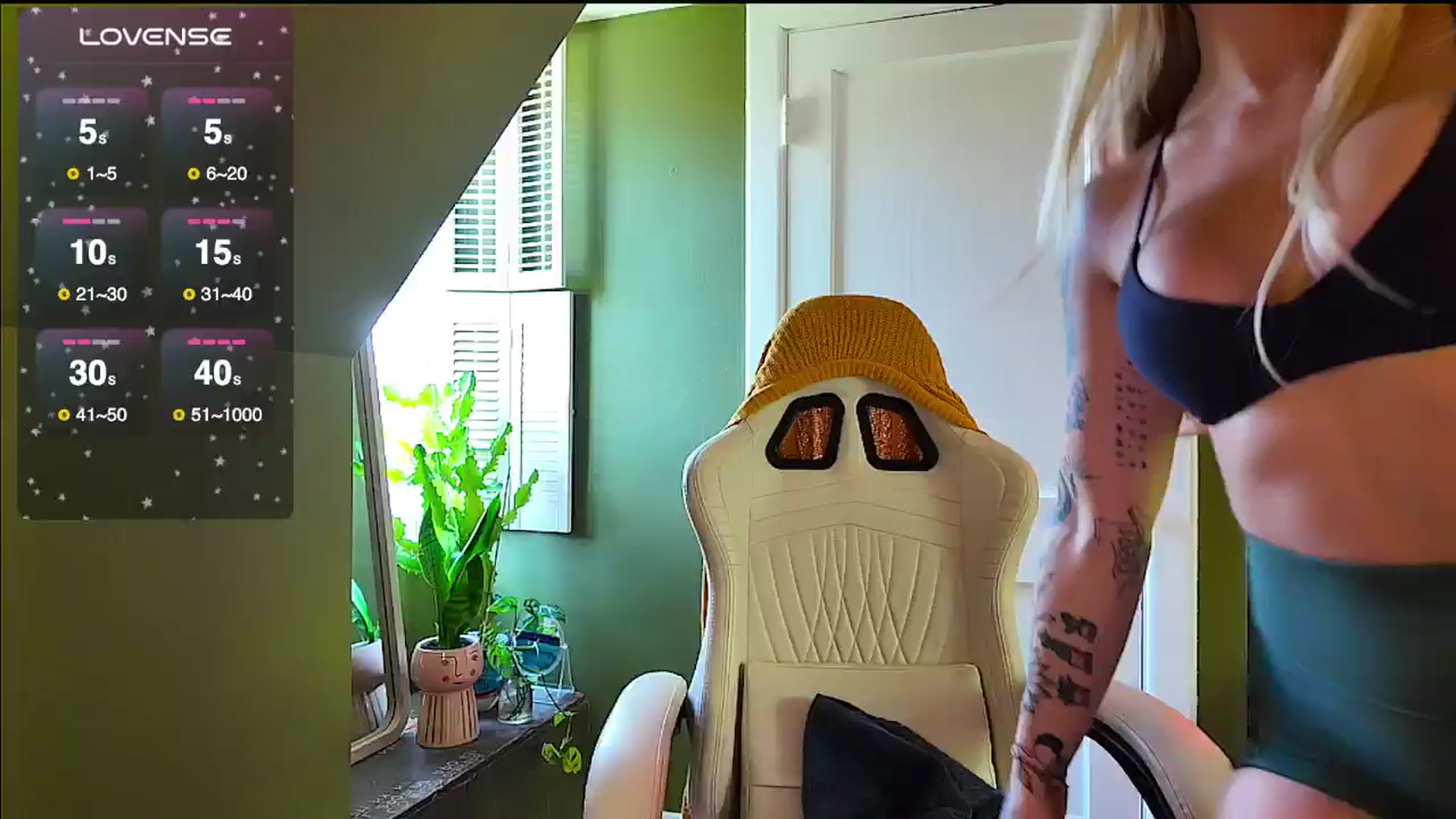 Gallery image thumbnail from MaeDay's myfreecams stream on, 04/02/2026, 14:53 image 4 of 20