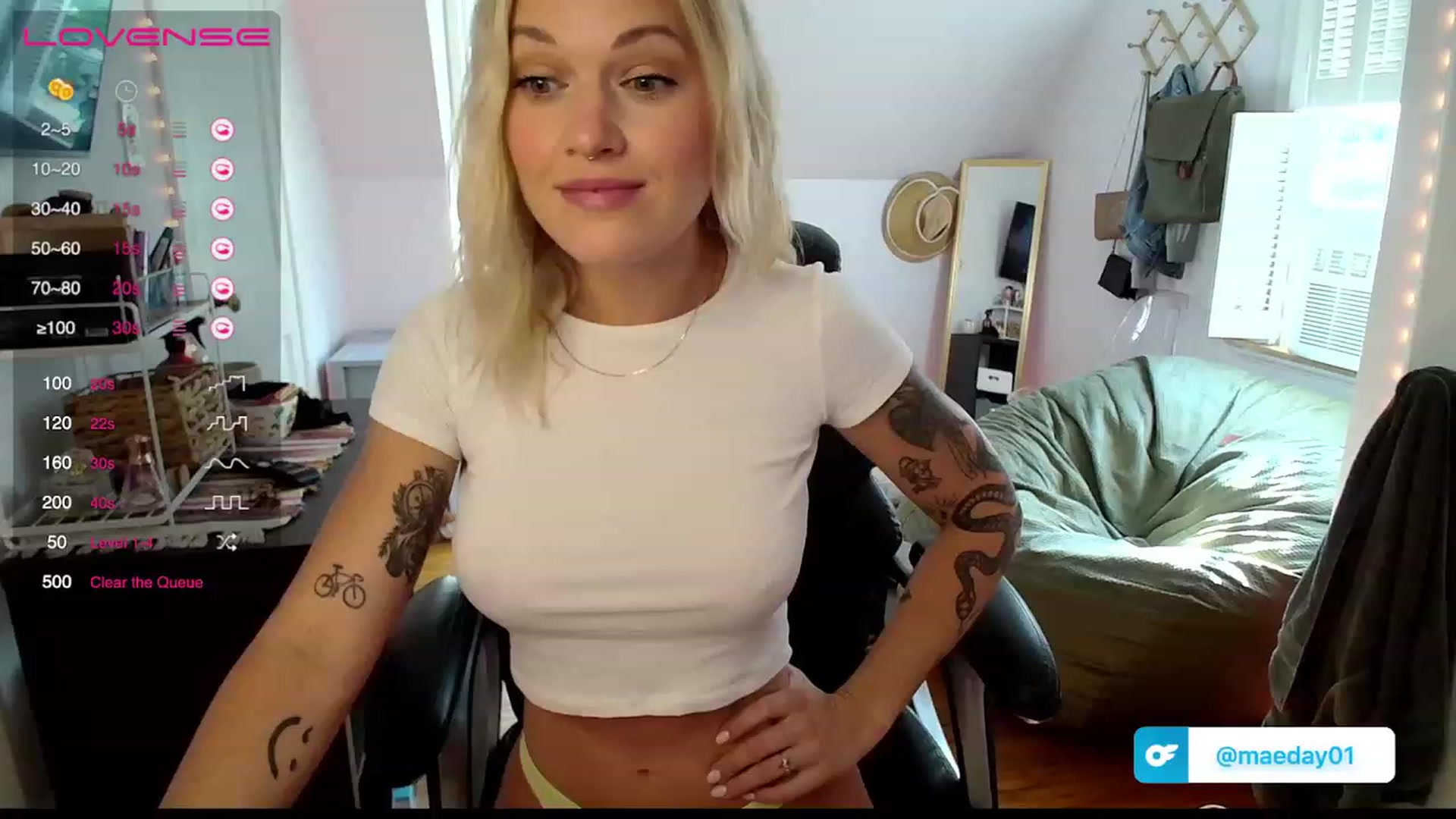 Gallery image thumbnail from MaeDay01's myfreecams stream on, 07/06/2023, 13:26 image 15 of 20