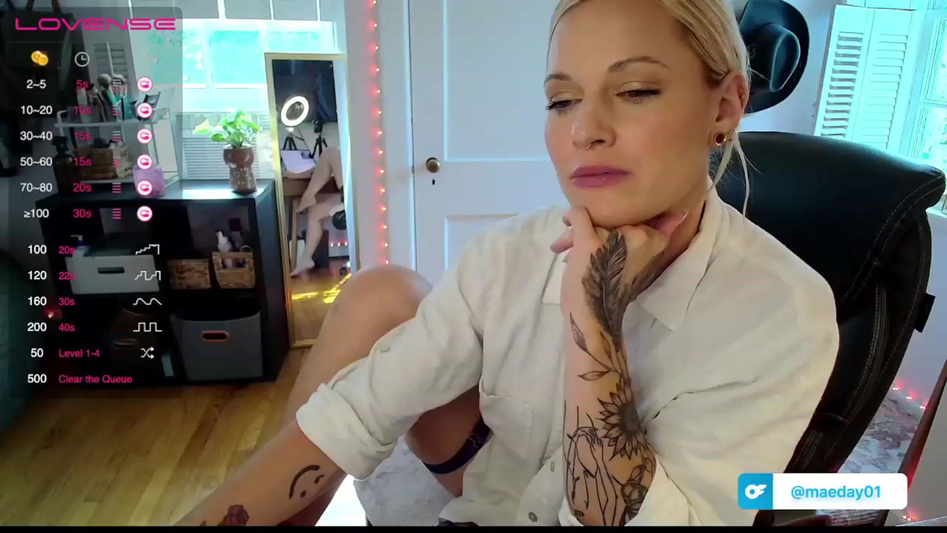 Gallery image thumbnail from MaeDay01's myfreecams stream on, 07/19/2023, 14:29 image 13 of 20
