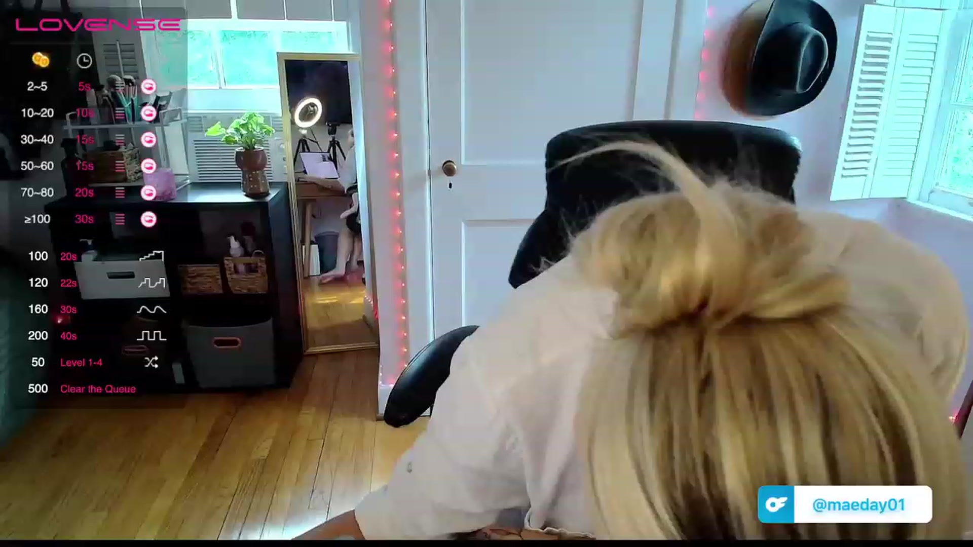 Gallery image thumbnail from MaeDay01's myfreecams stream on, 07/19/2023, 14:29 image 5 of 20