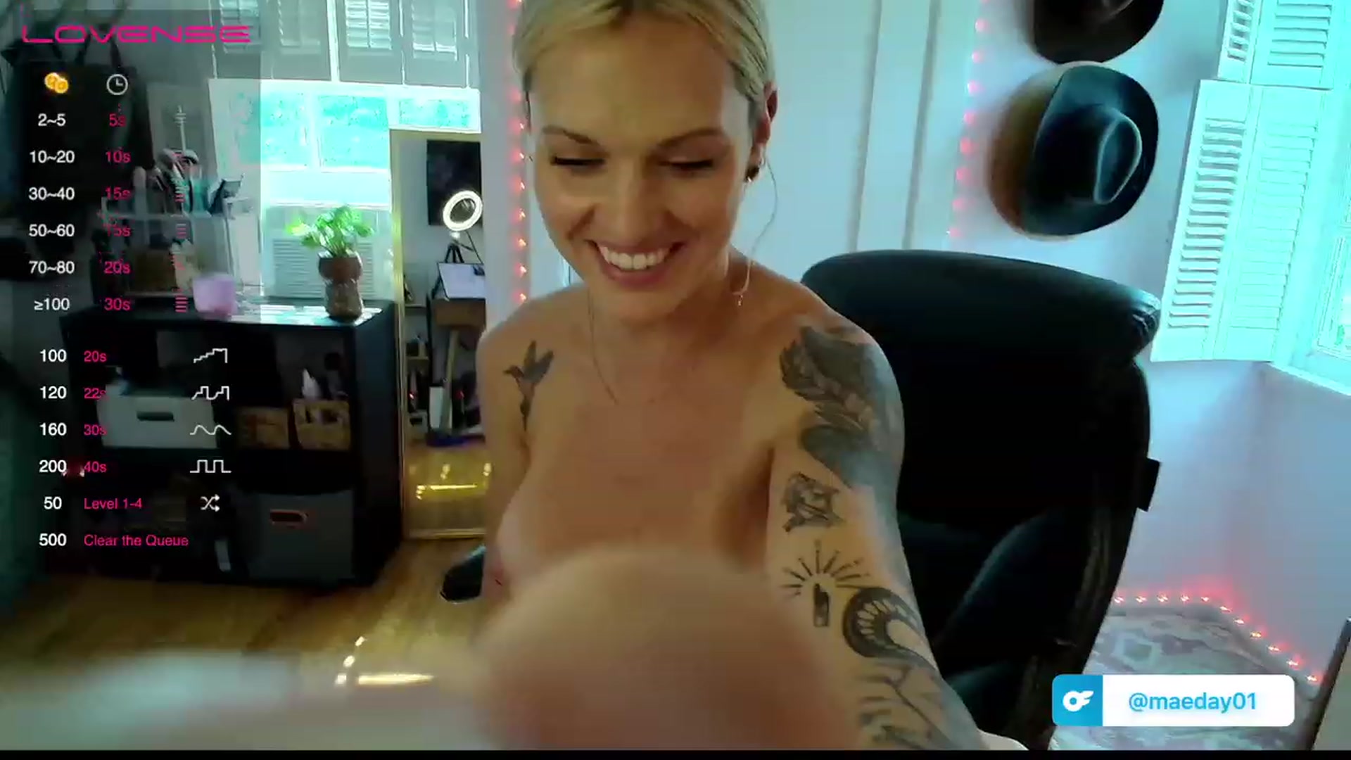 Gallery image thumbnail from MaeDay01's myfreecams stream on, 07/19/2023, 15:27 image 11 of 20