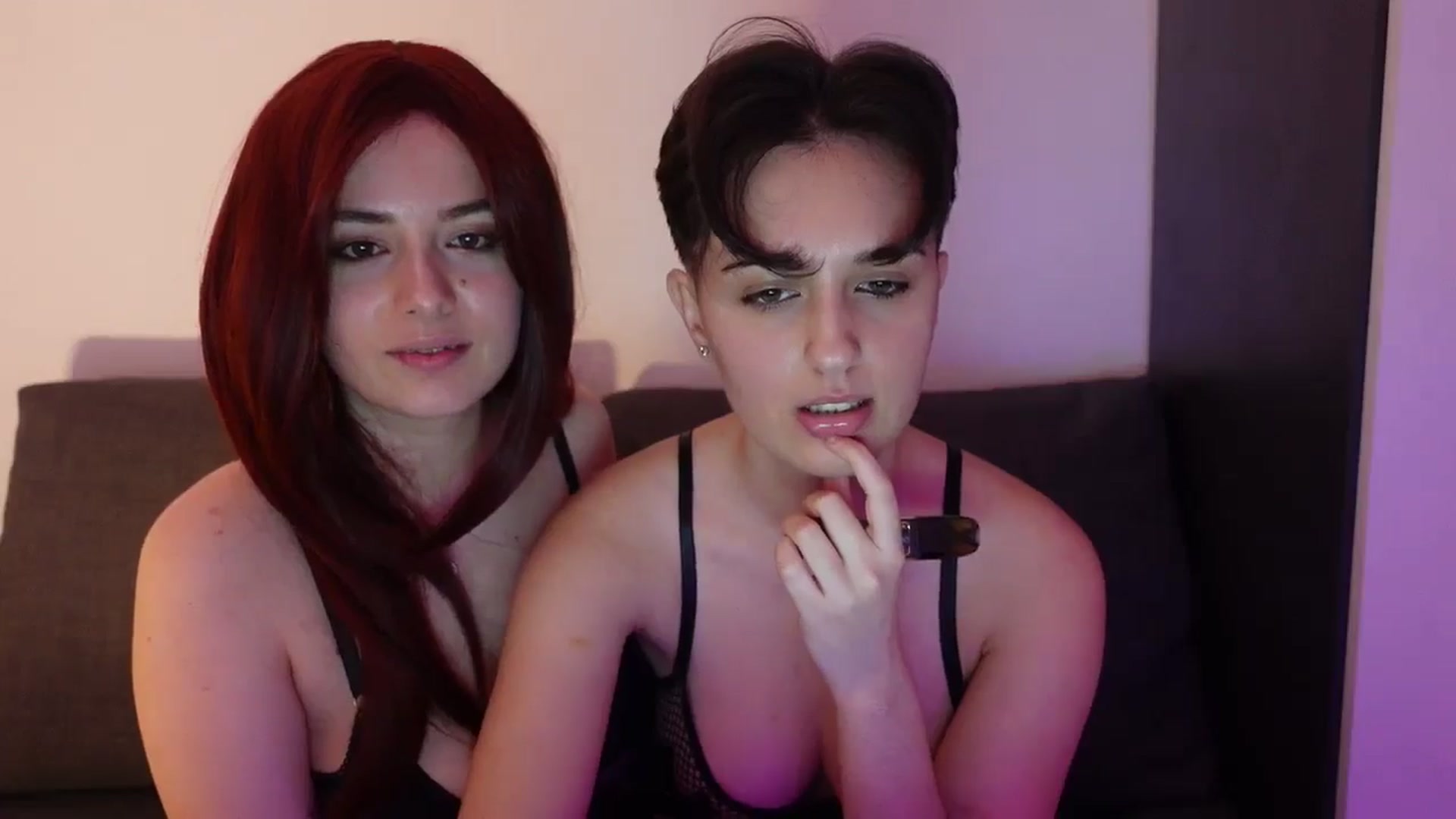 Gallery image thumbnail from MaeveScarlett's myfreecams stream on, 02/19/2025, 21:22 image 16 of 20