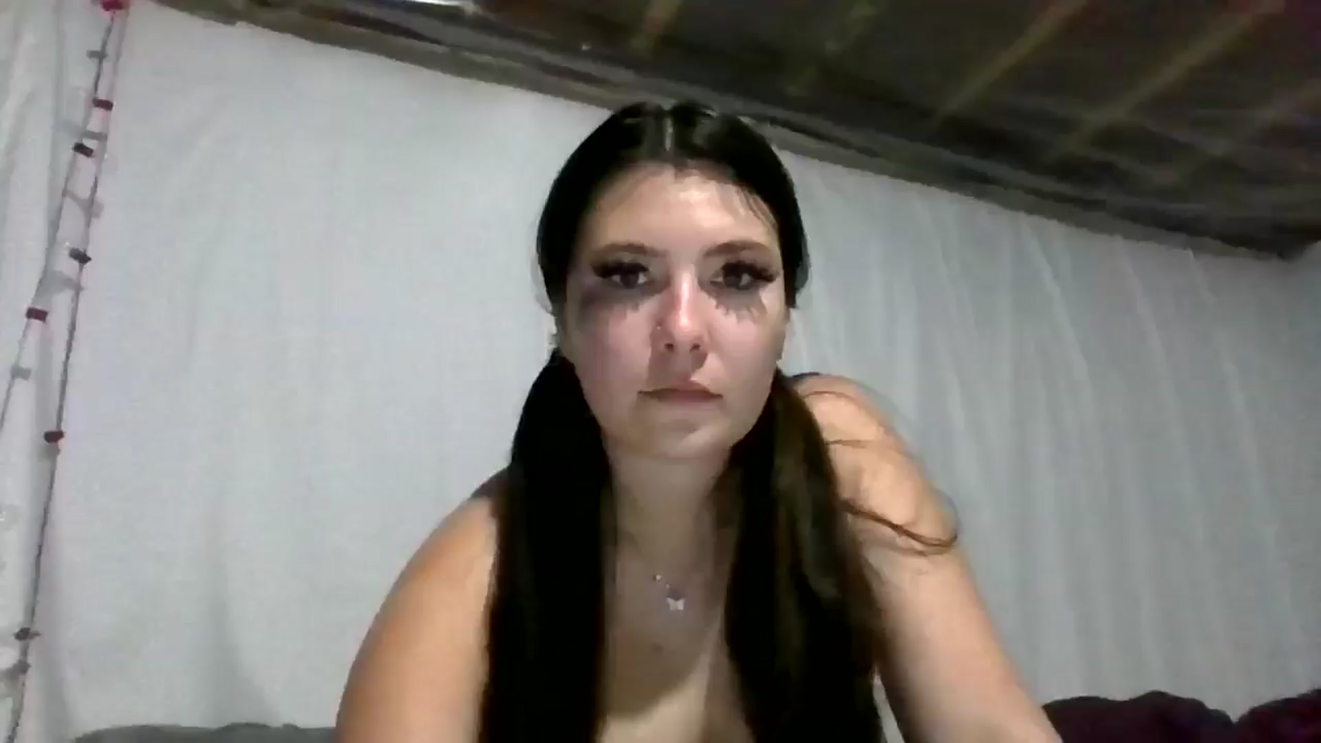 Gallery image thumbnail from Maexoxo's myfreecams stream on, 05/13/2025, 19:28 image 16 of 20