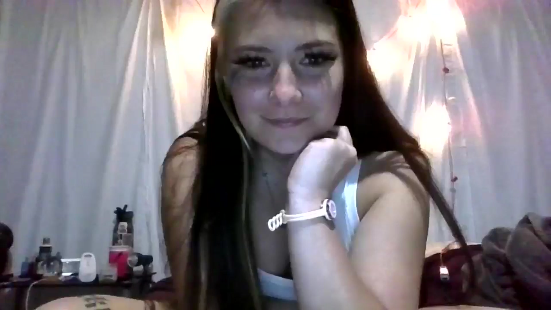 Gallery image thumbnail from Maexoxo's myfreecams stream on, 05/24/2025, 18:07 image 8 of 20
