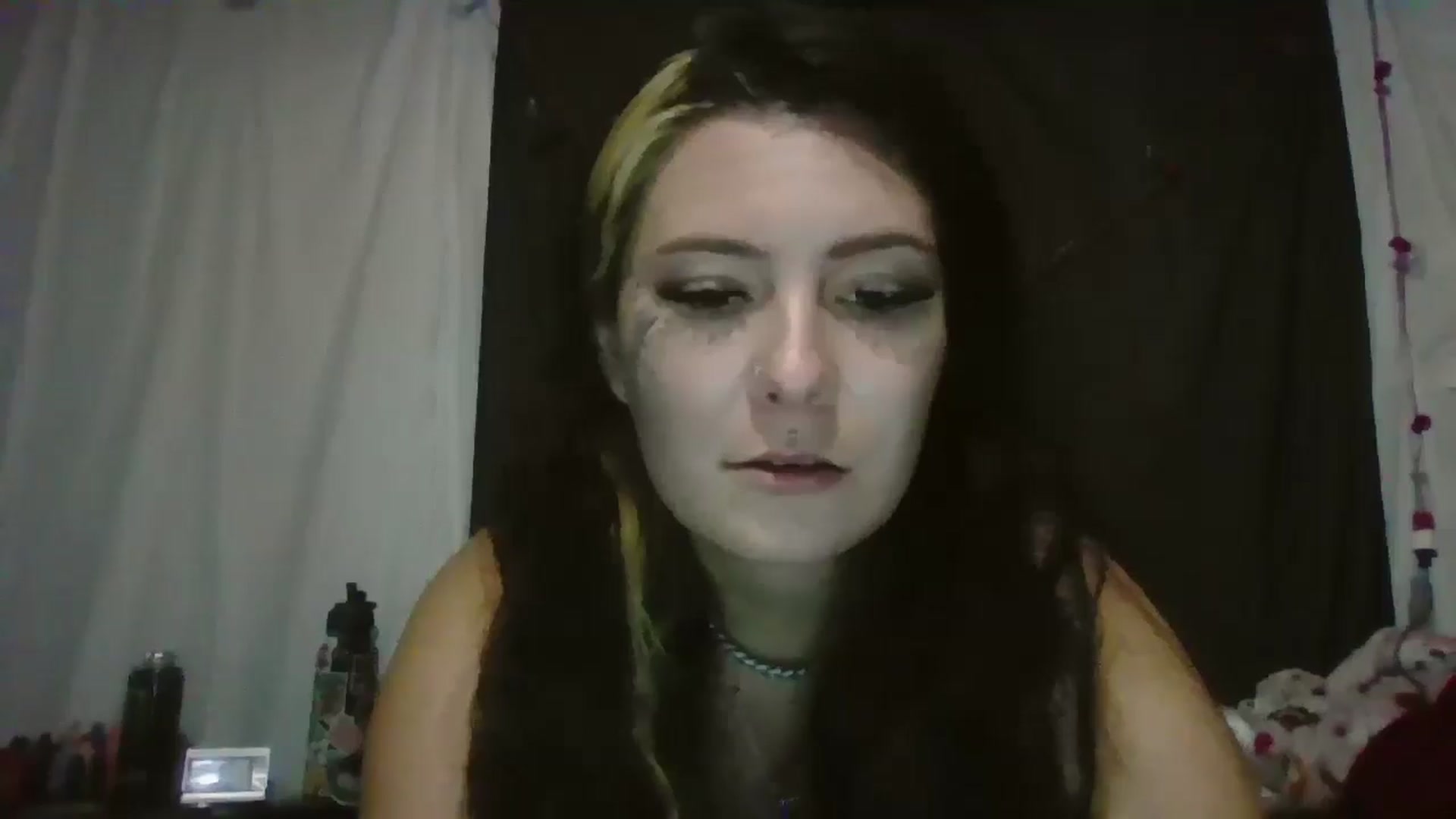 Gallery image thumbnail from Maexoxo's myfreecams stream on, 06/22/2025, 11:18 image 12 of 20