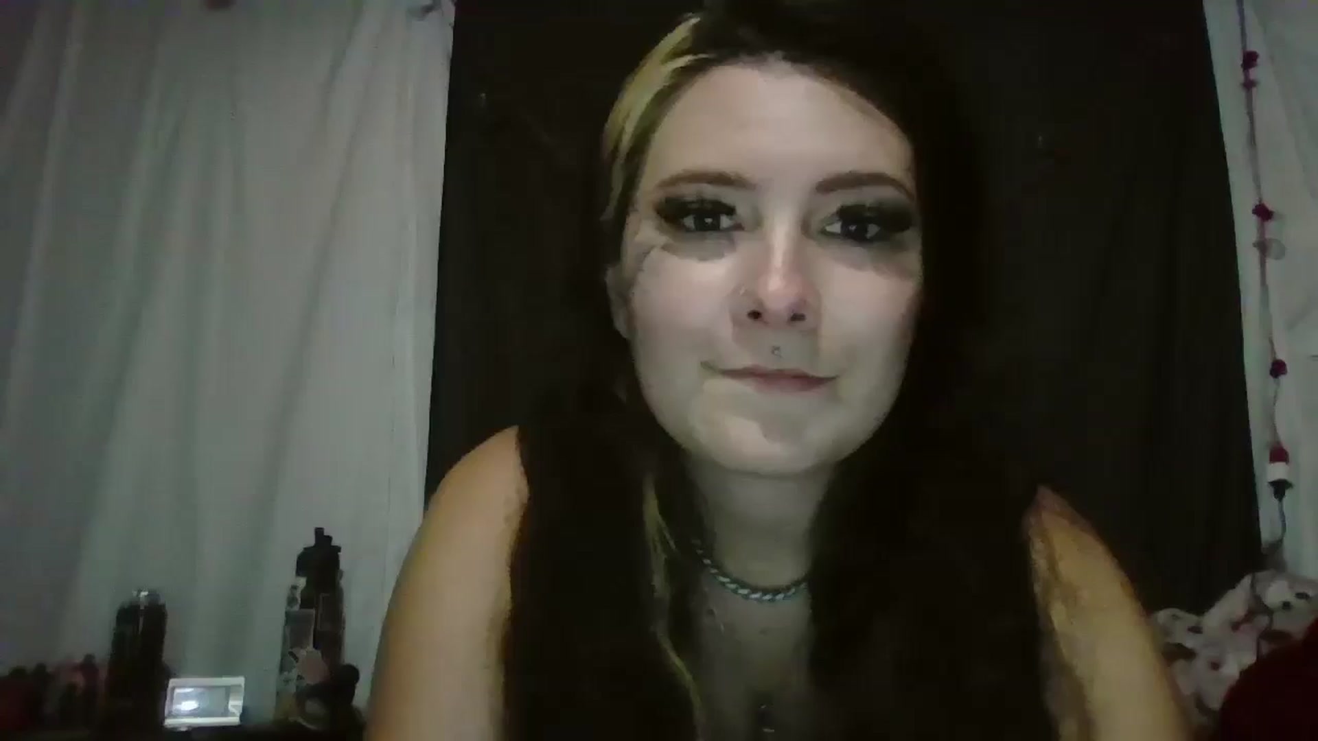 Gallery image thumbnail from Maexoxo's myfreecams stream on, 06/22/2025, 11:18 image 1 of 20