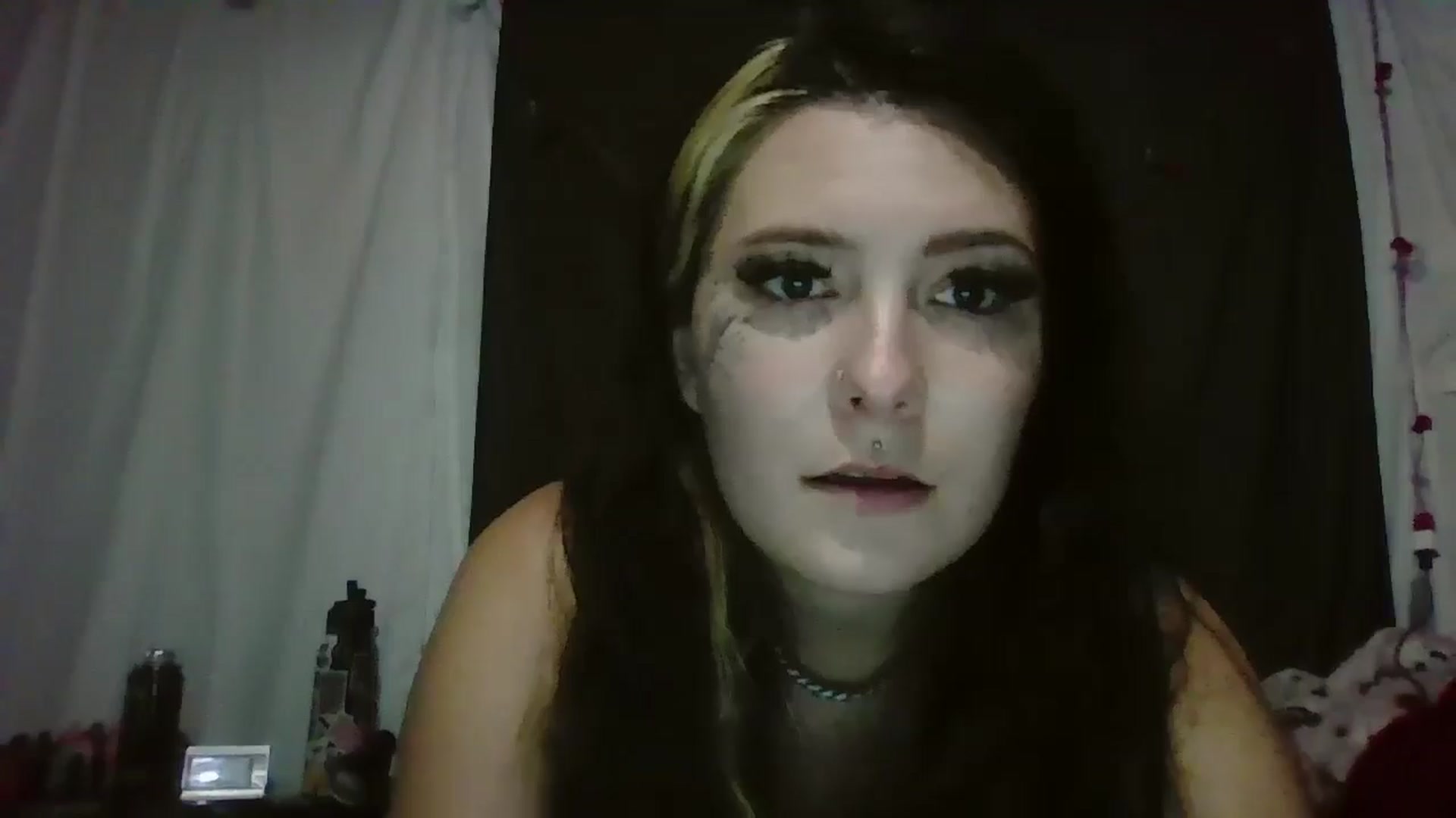 Gallery image thumbnail from Maexoxo's myfreecams stream on, 06/22/2025, 11:18 image 15 of 20
