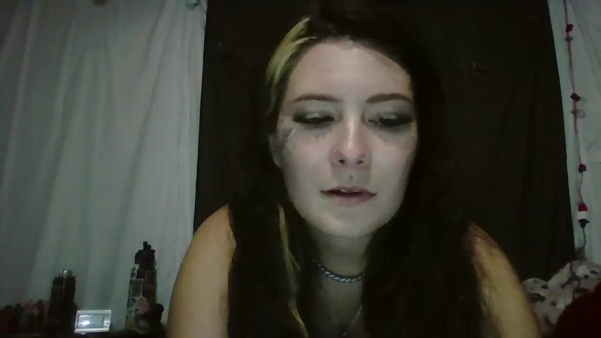 Gallery image thumbnail from Maexoxo's myfreecams stream on, 06/22/2025, 11:18 image 3 of 20