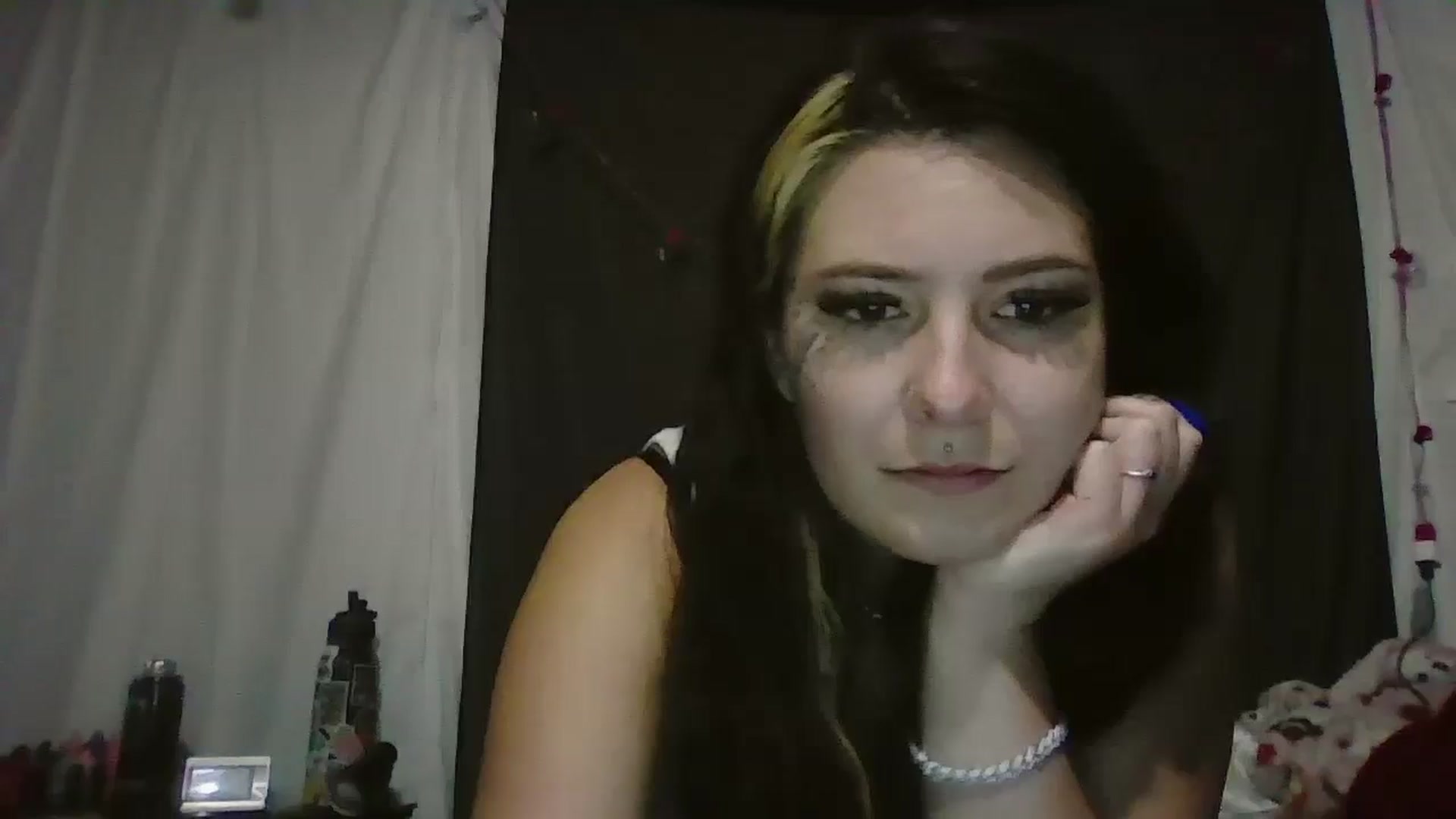 Gallery image thumbnail from Maexoxo's myfreecams stream on, 06/22/2025, 11:18 image 11 of 20