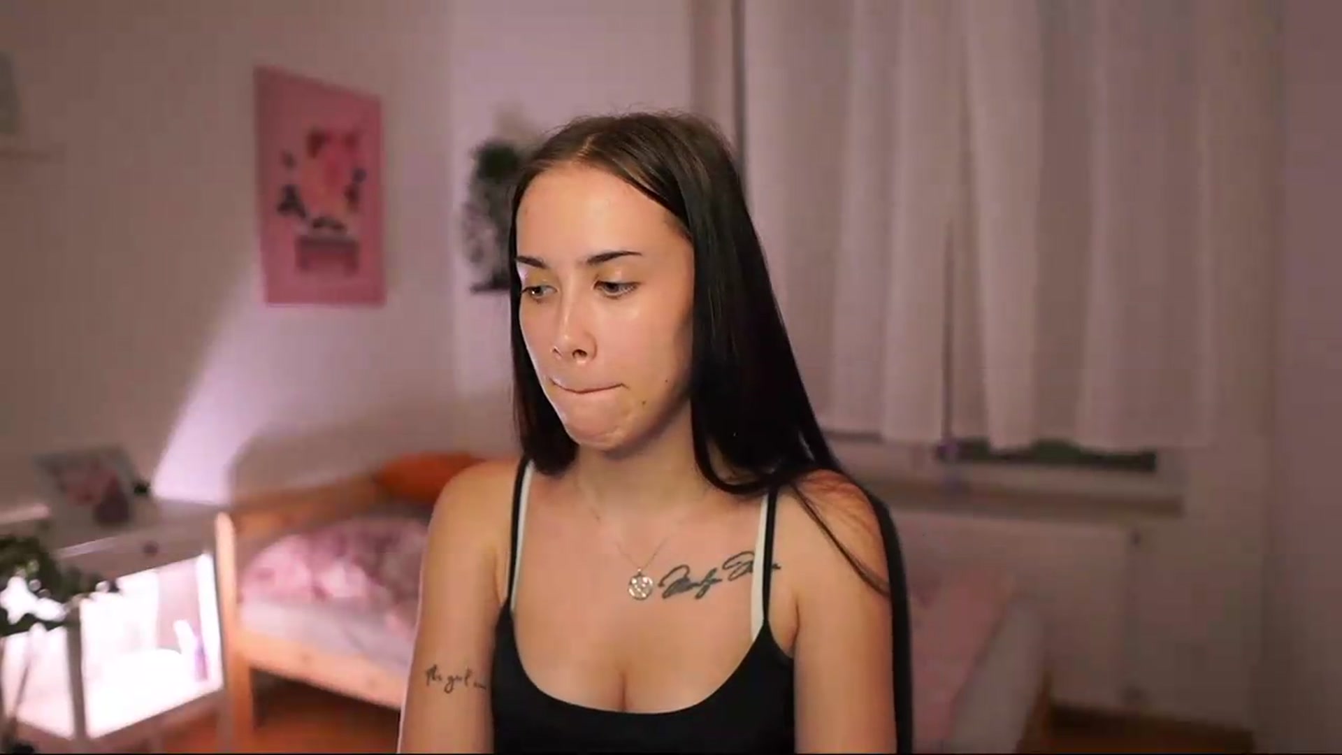 Gallery image thumbnail from Magen_rain's myfreecams stream on, 07/19/2026, 17:14 image 19 of 20