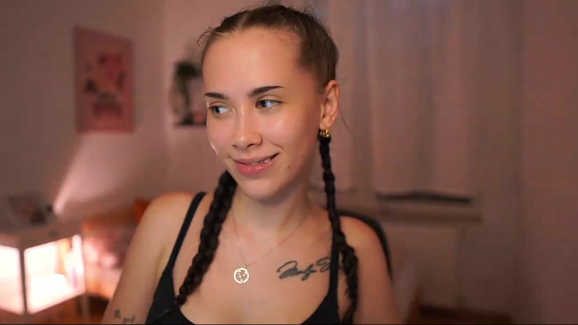Gallery image thumbnail from Magen_rain's myfreecams stream on, 07/27/2026, 14:44 image 19 of 20