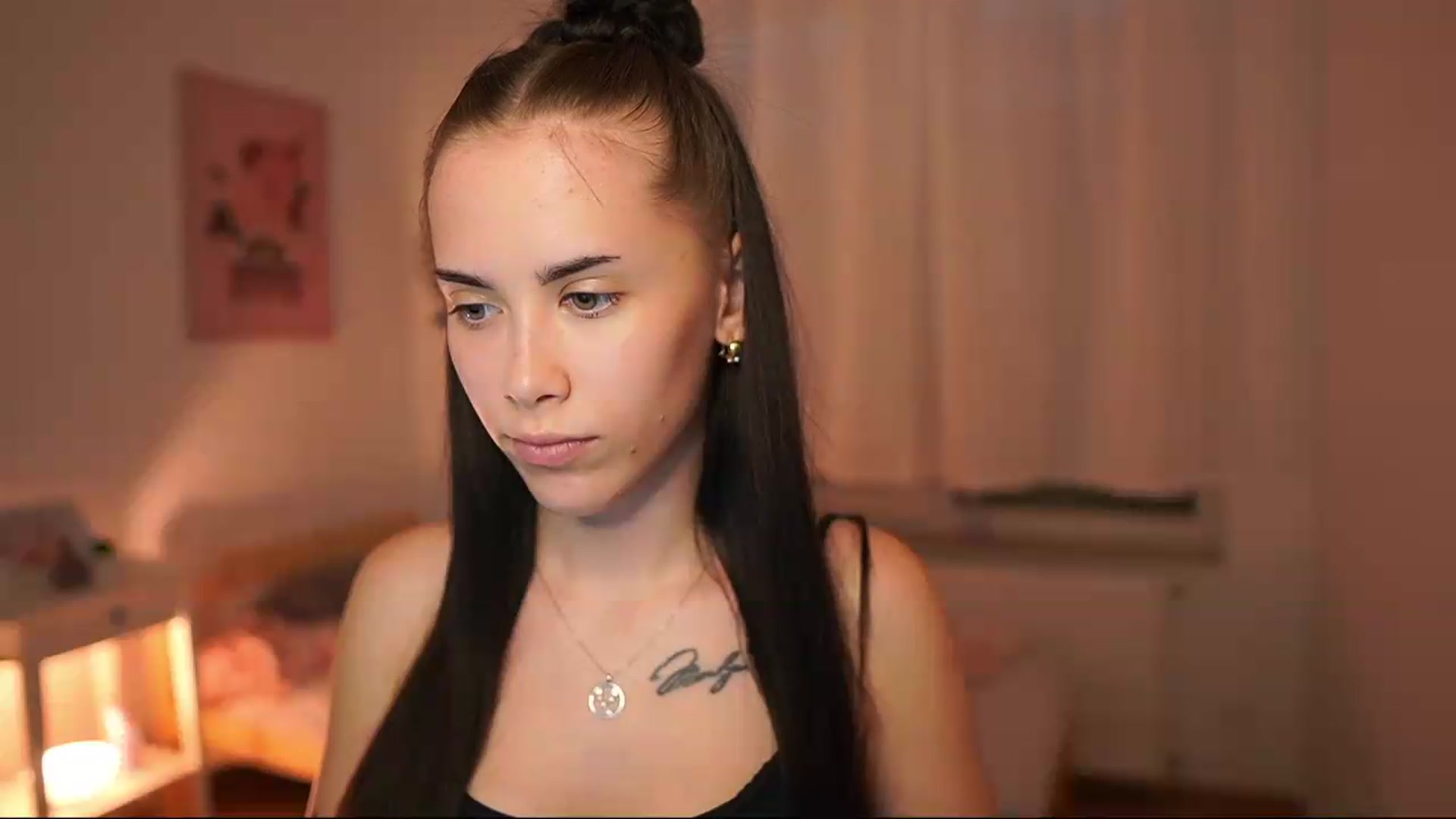Gallery image thumbnail from Magen_rain's myfreecams stream on, 07/31/2026, 17:13 image 7 of 20
