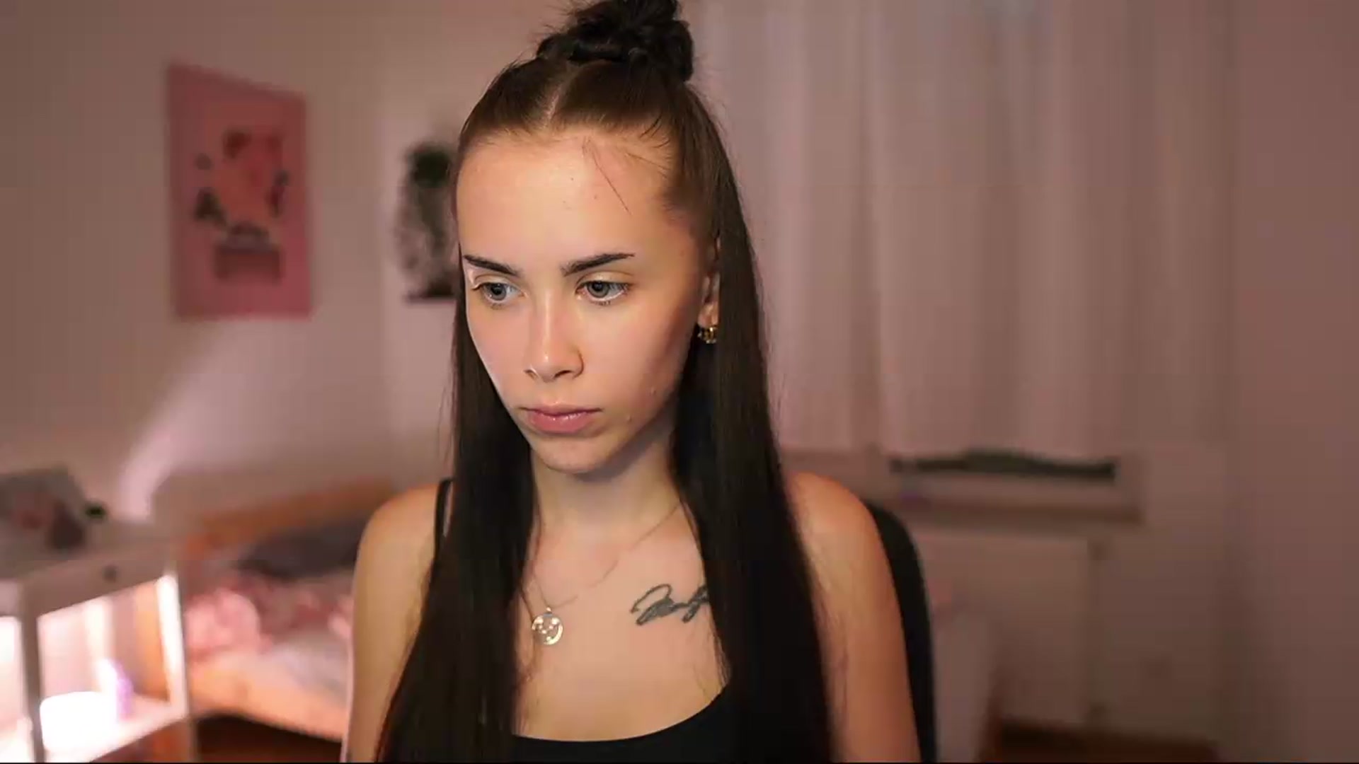 Gallery image thumbnail from Magen_rain's myfreecams stream on, 07/31/2026, 17:13 image 12 of 20