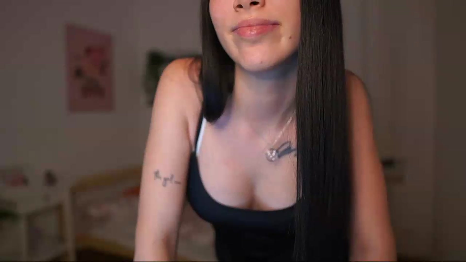 Gallery image thumbnail from Magen_rain's myfreecams stream on, 08/10/2026, 17:31 image 15 of 20