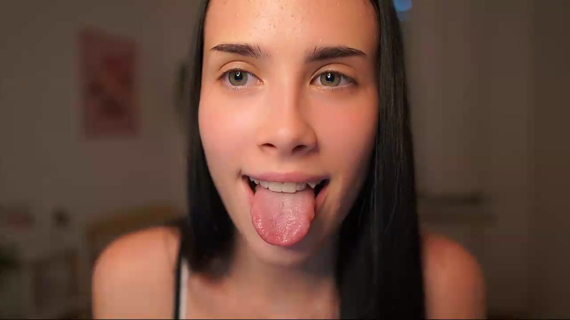 Gallery image thumbnail from Magen_rain's myfreecams stream on, 08/10/2026, 17:31 image 2 of 20