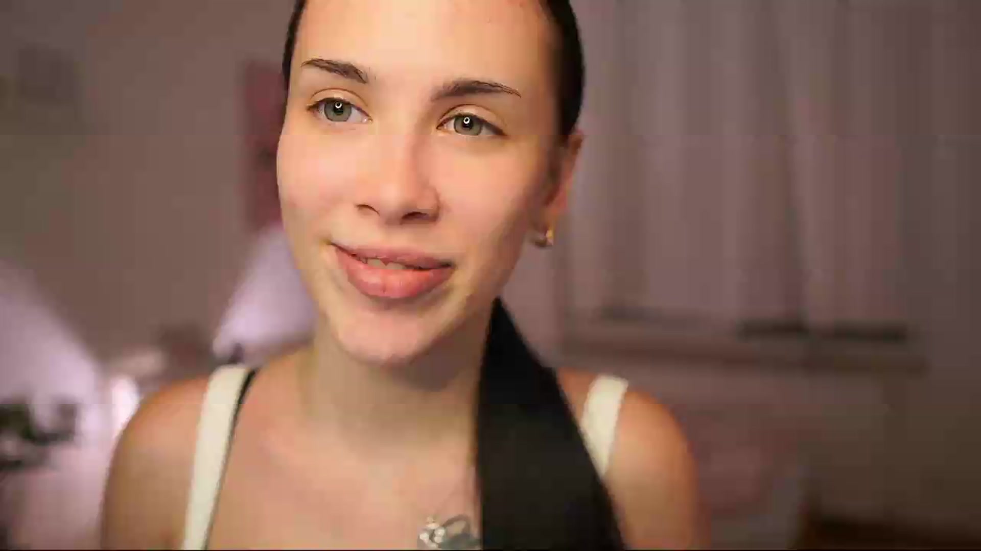 Gallery image thumbnail from Magen_rain's myfreecams stream on, 08/11/2026, 14:03 image 2 of 20