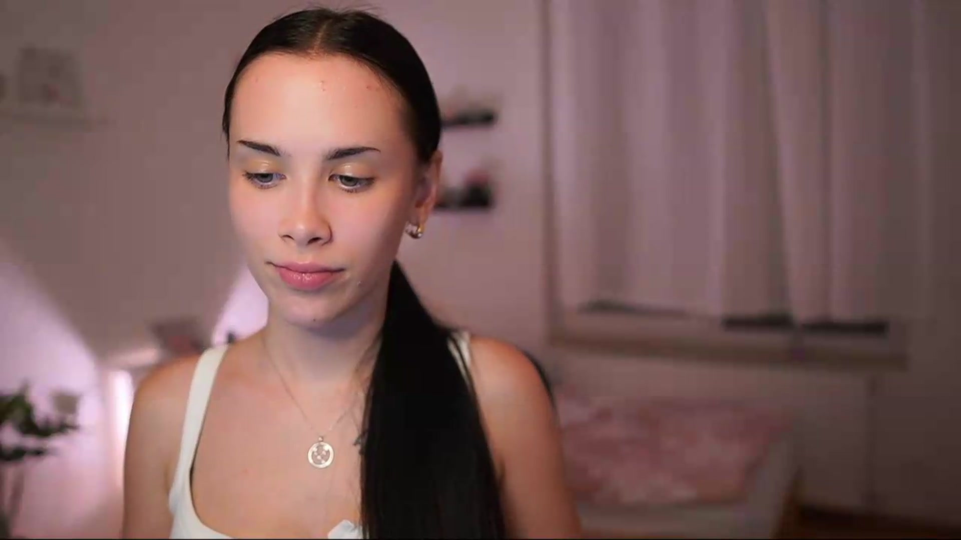 Gallery image thumbnail from Magen_rain's myfreecams stream on, 08/11/2026, 17:51 image 8 of 20