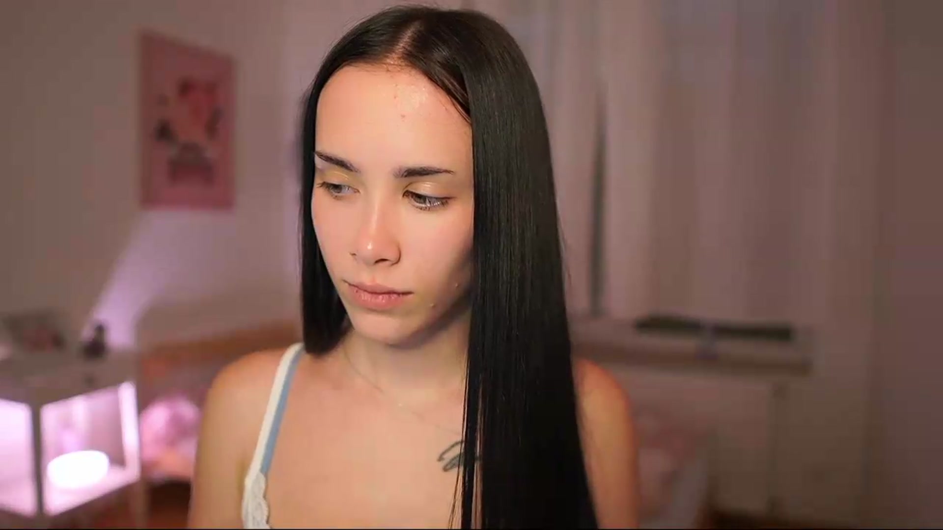 Gallery image thumbnail from Magen_rain's myfreecams stream on, 08/13/2026, 16:08 image 15 of 20