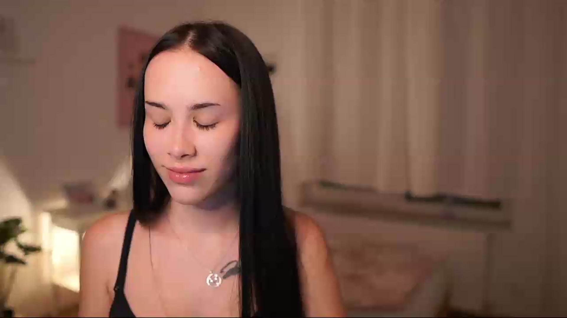 Gallery image thumbnail from Magen_rain's myfreecams stream on, 08/22/2026, 18:27 image 5 of 20