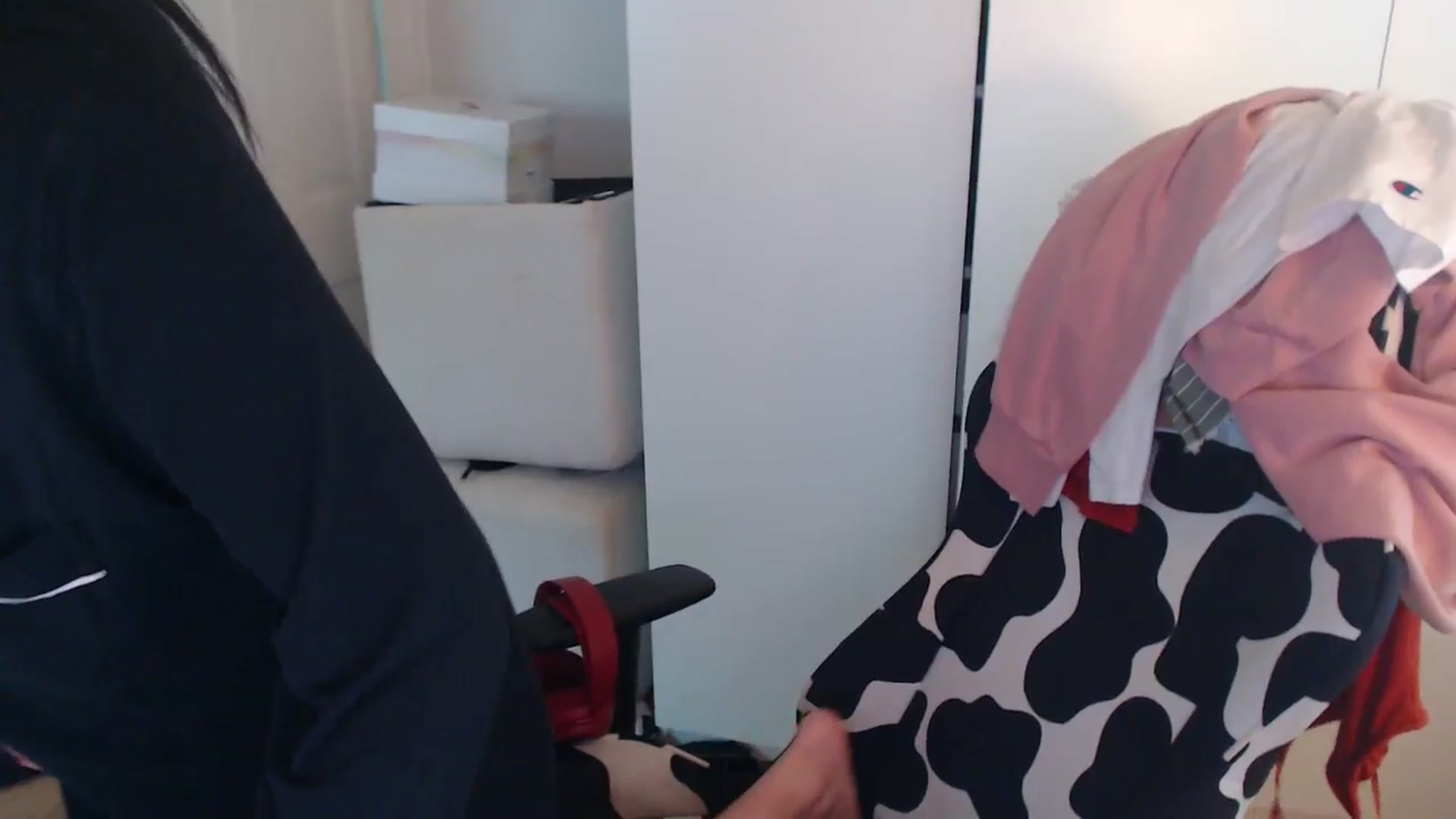Gallery image thumbnail from Mageret's myfreecams stream on, 07/19/2025, 19:59 image 10 of 20