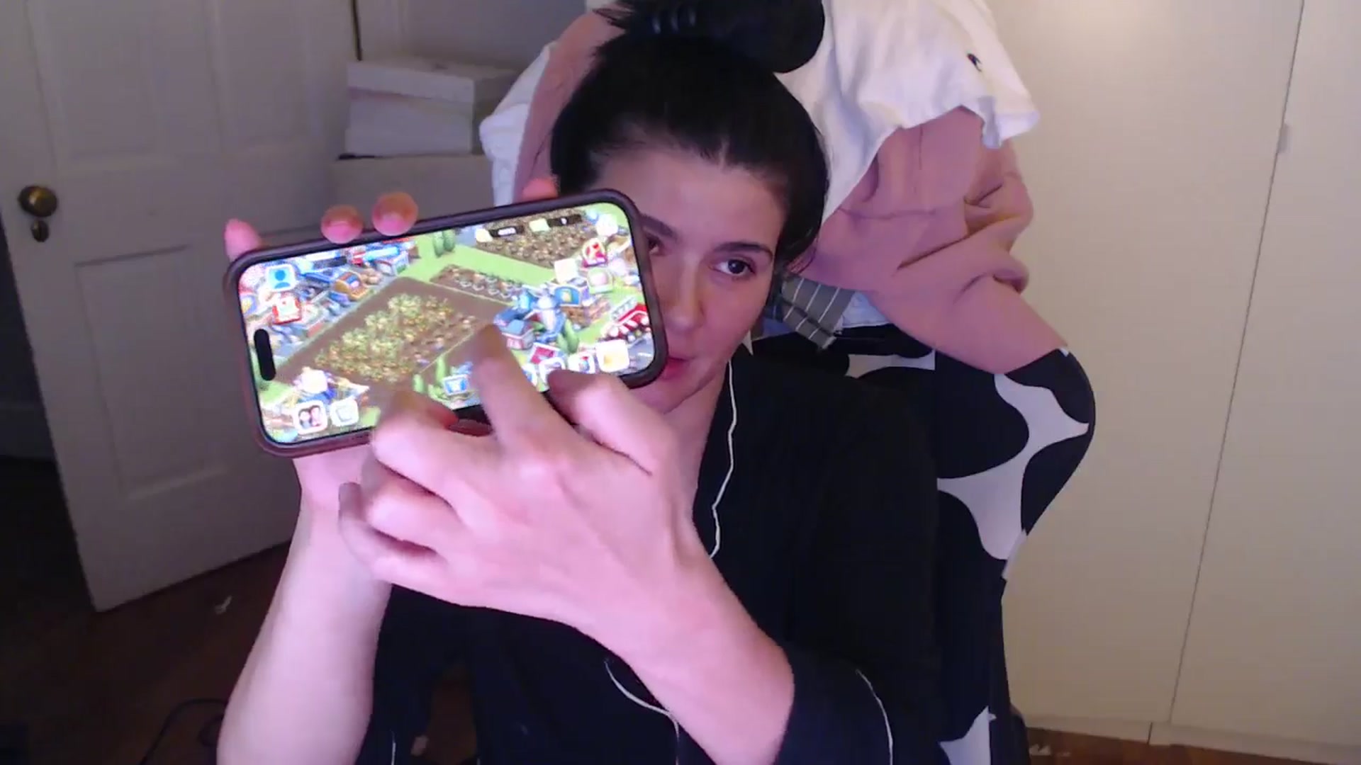 Gallery image thumbnail from Mageret's myfreecams stream on, 07/20/2025, 02:31 image 7 of 20