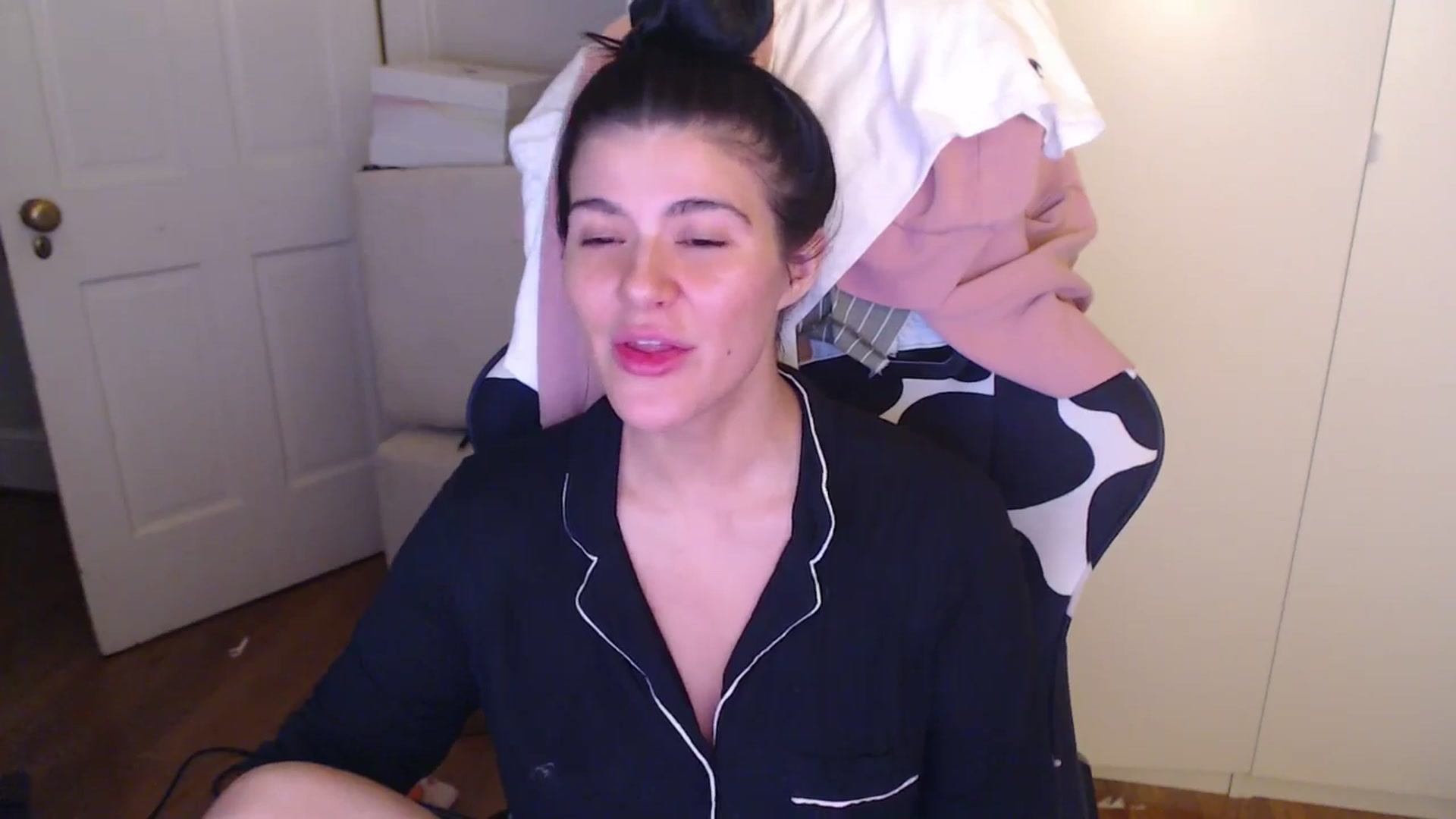 Gallery image thumbnail from Mageret's myfreecams stream on, 07/20/2025, 02:31 image 9 of 20
