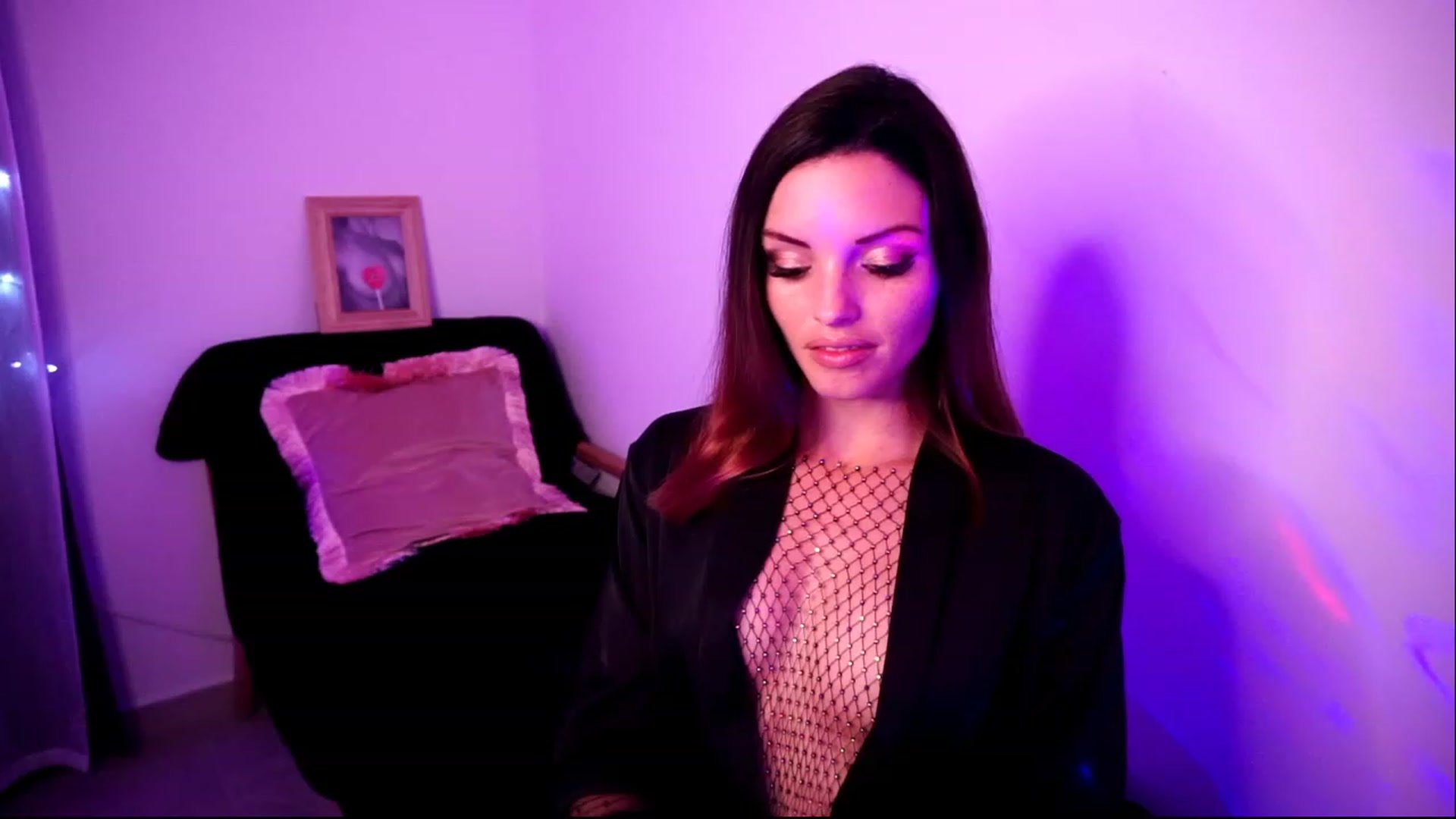 Gallery image thumbnail from Maggiecake's myfreecams stream on, 07/26/2023, 20:38 image 2 of 20