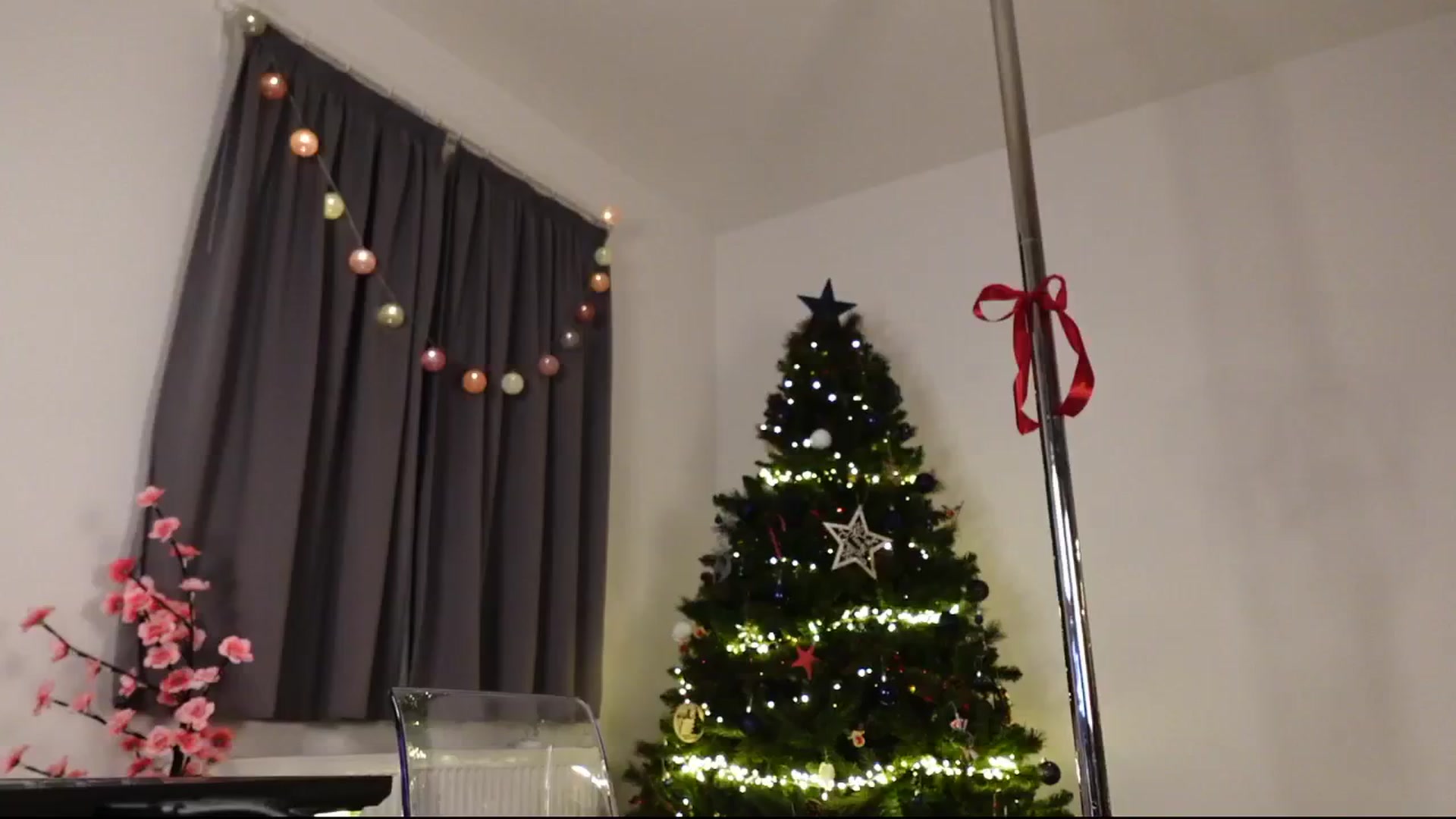 Gallery image thumbnail from Maggiecake's myfreecams stream on, 12/31/2024, 20:25 image 8 of 20