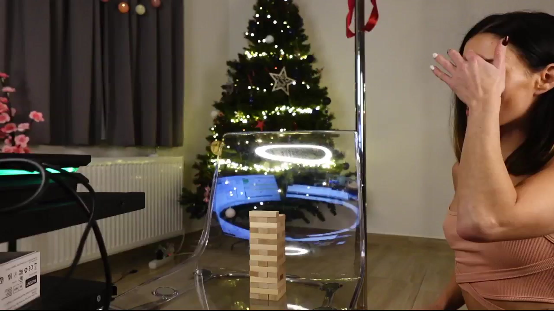 Gallery image thumbnail from Maggiecake's myfreecams stream on, 12/31/2024, 22:18 image 2 of 20