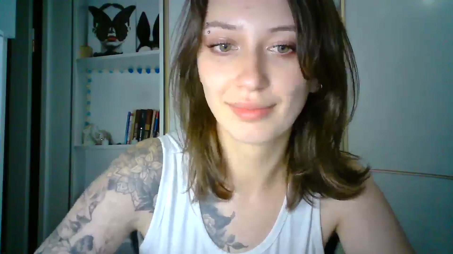 Gallery image thumbnail from MaggySpace's myfreecams stream on, 12/20/2025, 14:29 image 7 of 20