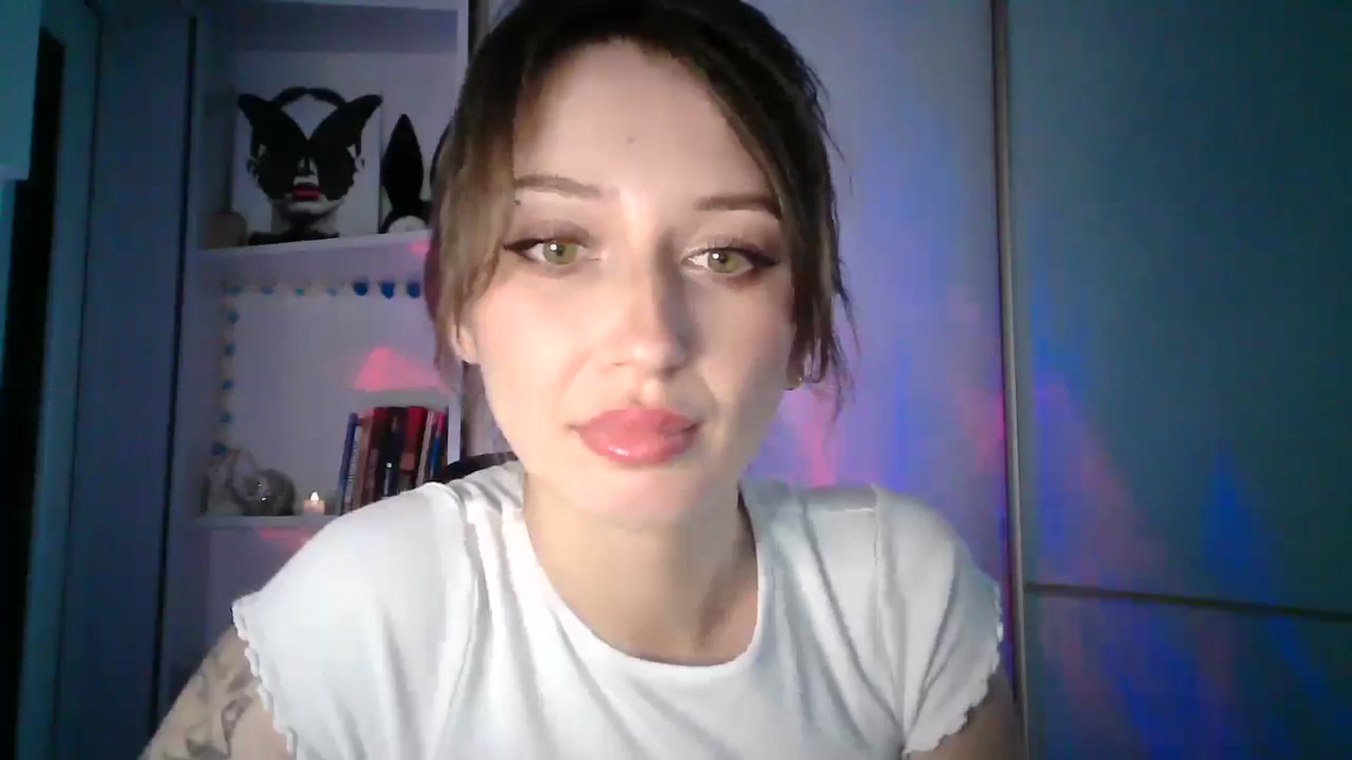Gallery image thumbnail from MaggySpace's myfreecams stream on, 12/21/2025, 13:32 image 6 of 20