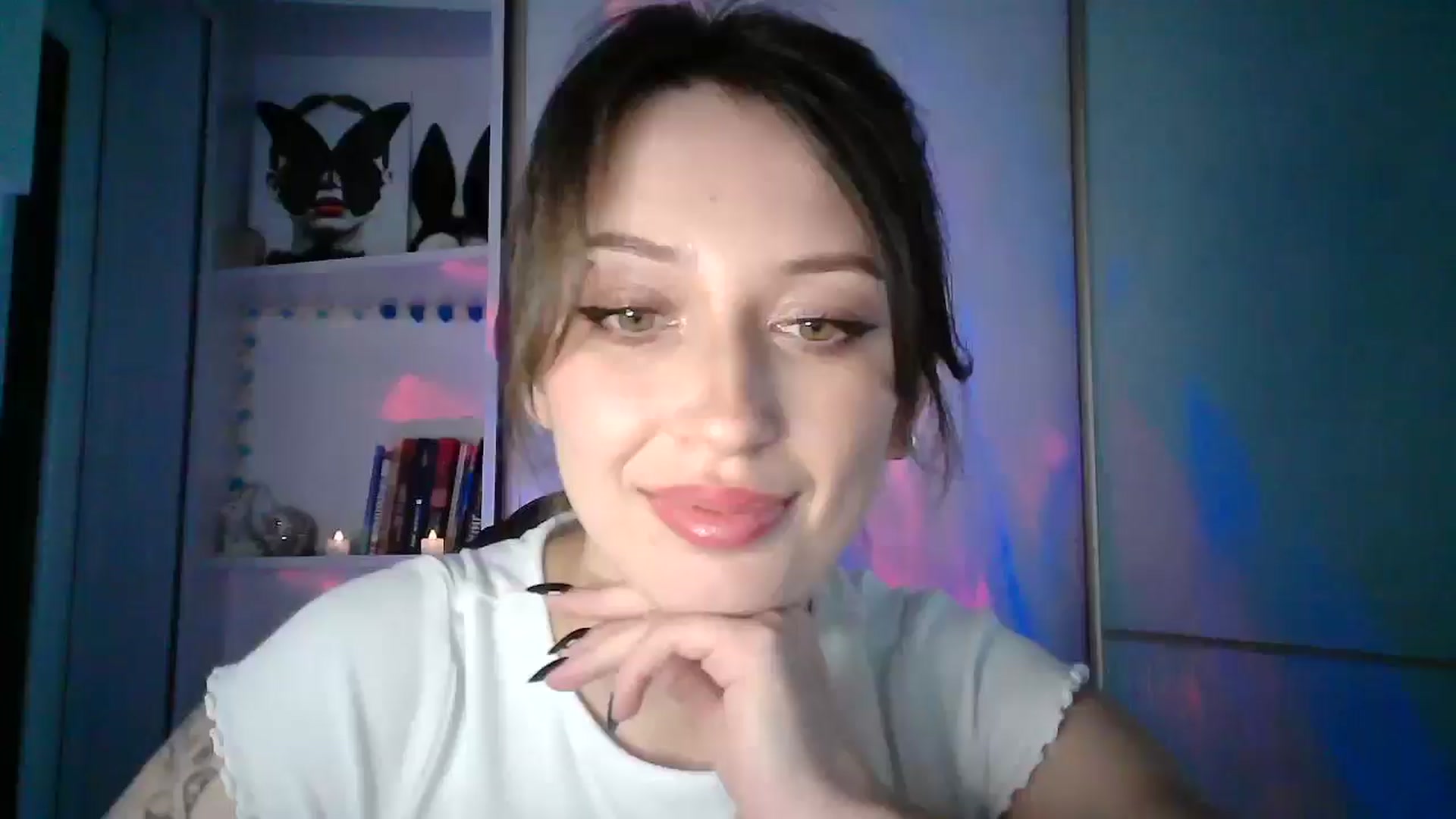 Gallery image thumbnail from MaggySpace's myfreecams stream on, 12/21/2025, 13:32 image 10 of 20
