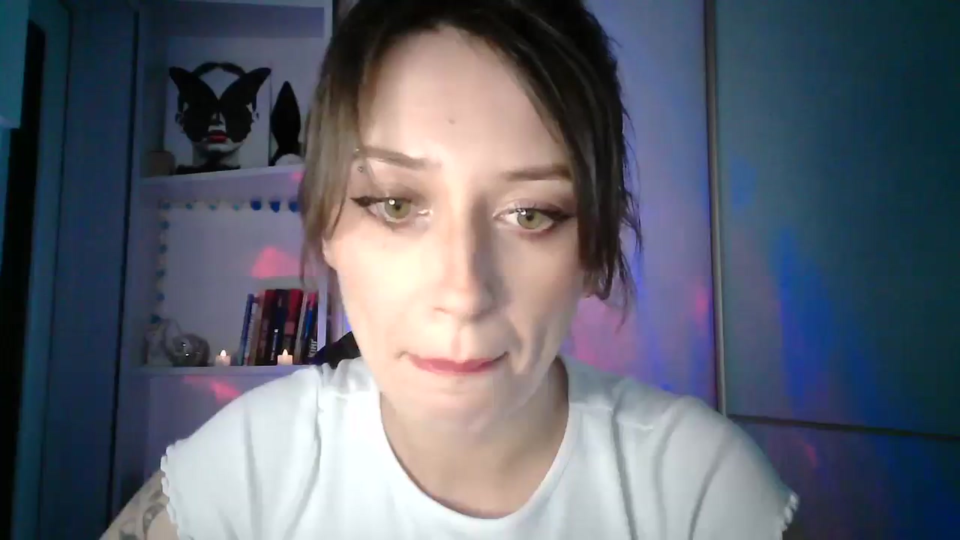 Gallery image thumbnail from MaggySpace's myfreecams stream on, 12/21/2025, 13:32 image 12 of 20