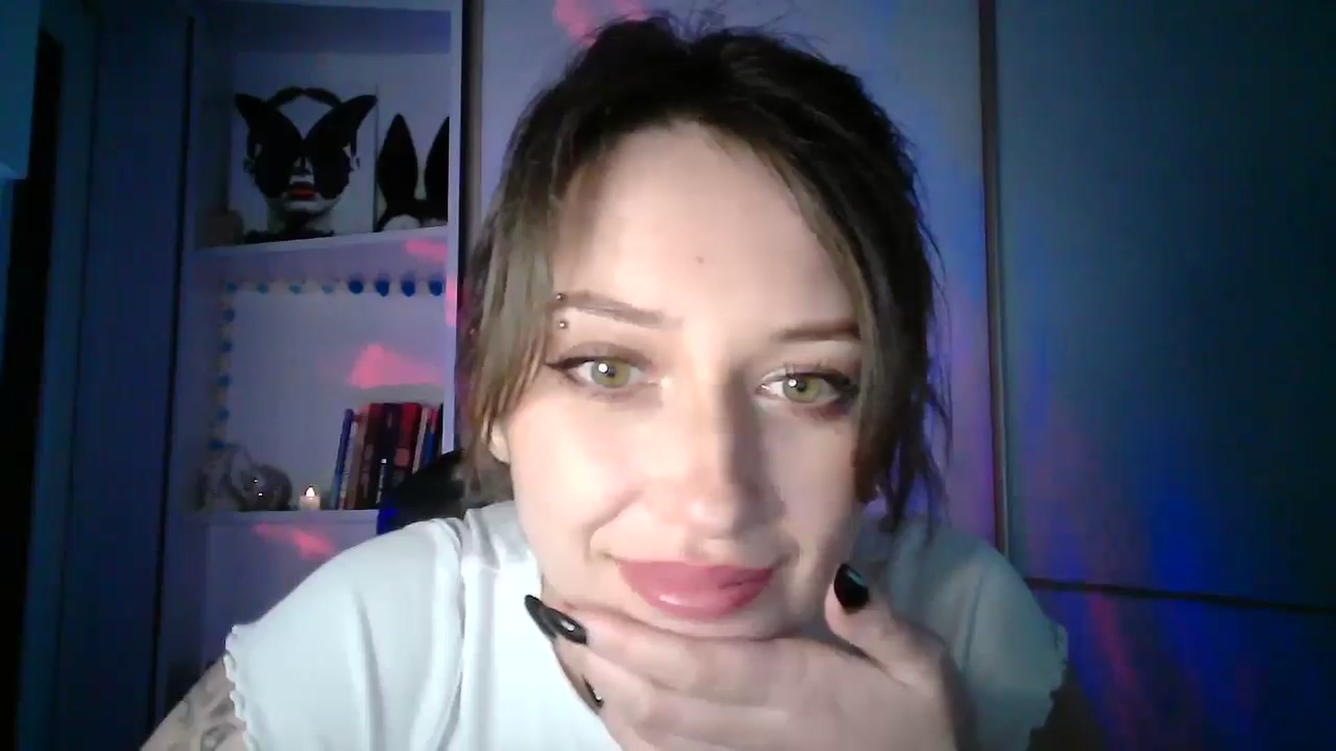 Gallery image thumbnail from MaggySpace's myfreecams stream on, 12/21/2025, 13:32 image 18 of 20