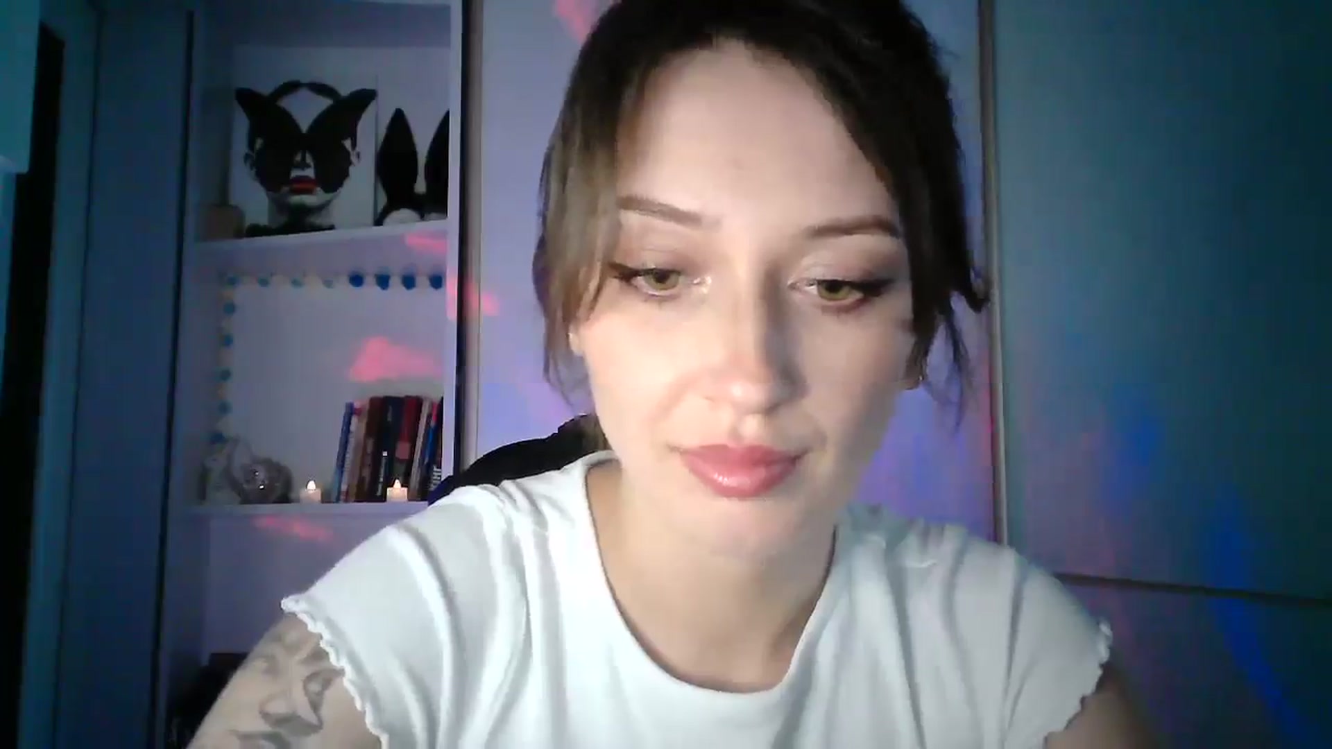 Gallery image thumbnail from MaggySpace's myfreecams stream on, 12/21/2025, 13:32 image 9 of 20