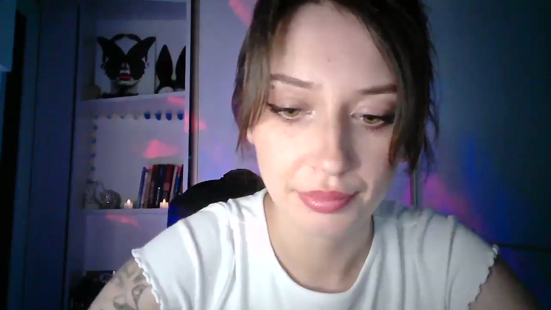Gallery image thumbnail from MaggySpace's myfreecams stream on, 12/21/2025, 13:32 image 19 of 20