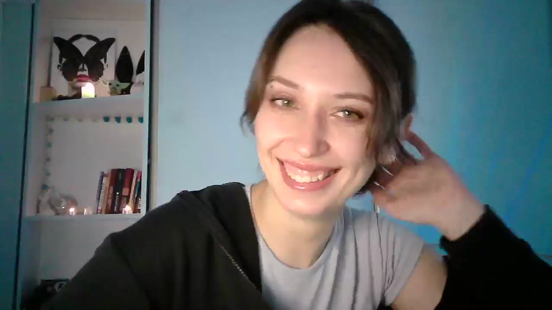 Gallery image thumbnail from MaggySpace's myfreecams stream on, 12/22/2025, 08:33 image 13 of 20