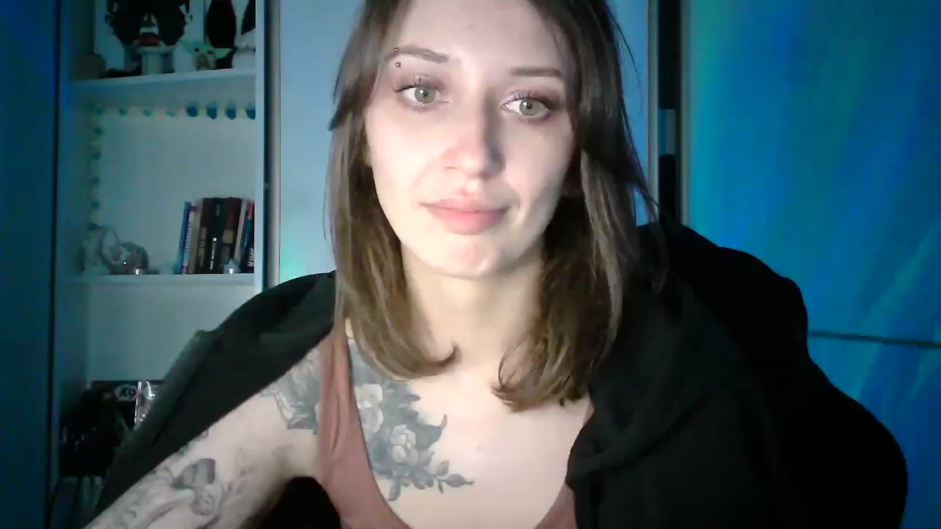 Gallery image thumbnail from MaggySpace's myfreecams stream on, 12/22/2025, 12:24 image 12 of 20