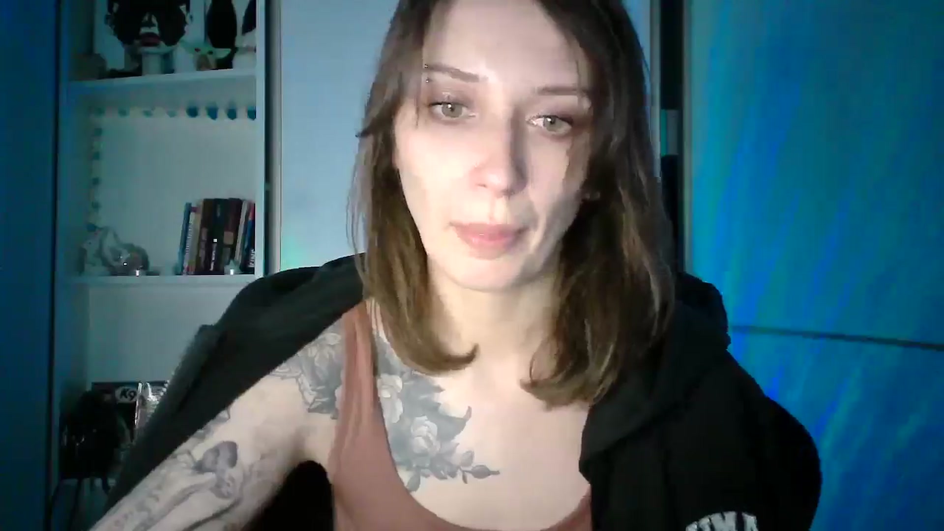 Gallery image thumbnail from MaggySpace's myfreecams stream on, 12/22/2025, 12:24 image 10 of 20
