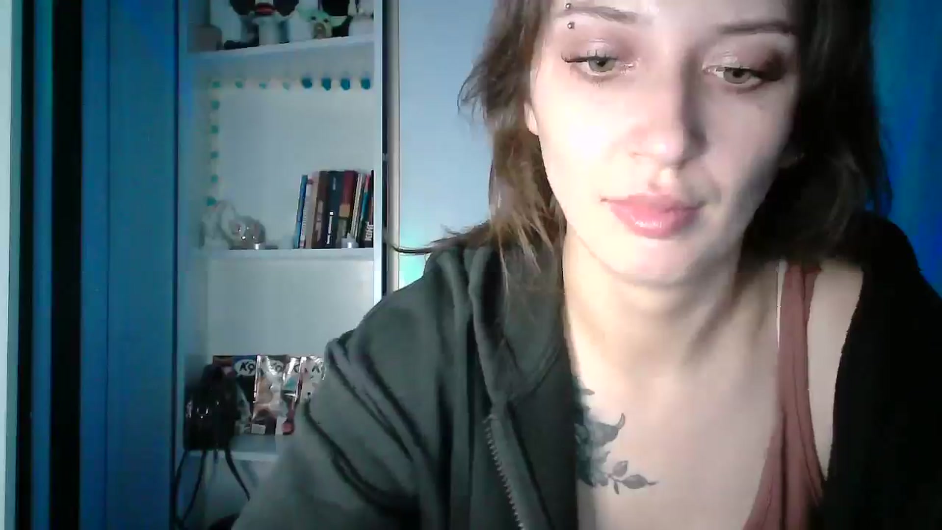 Gallery image thumbnail from MaggySpace's myfreecams stream on, 12/22/2025, 13:31 image 12 of 20
