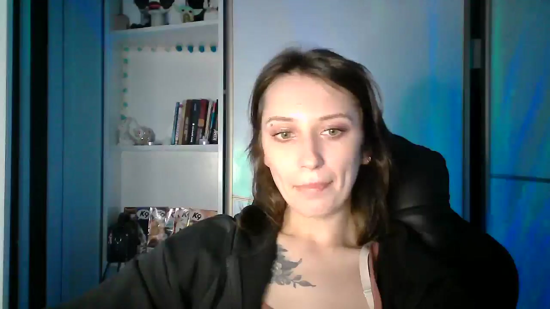Gallery image thumbnail from MaggySpace's myfreecams stream on, 12/22/2025, 13:31 image 17 of 20