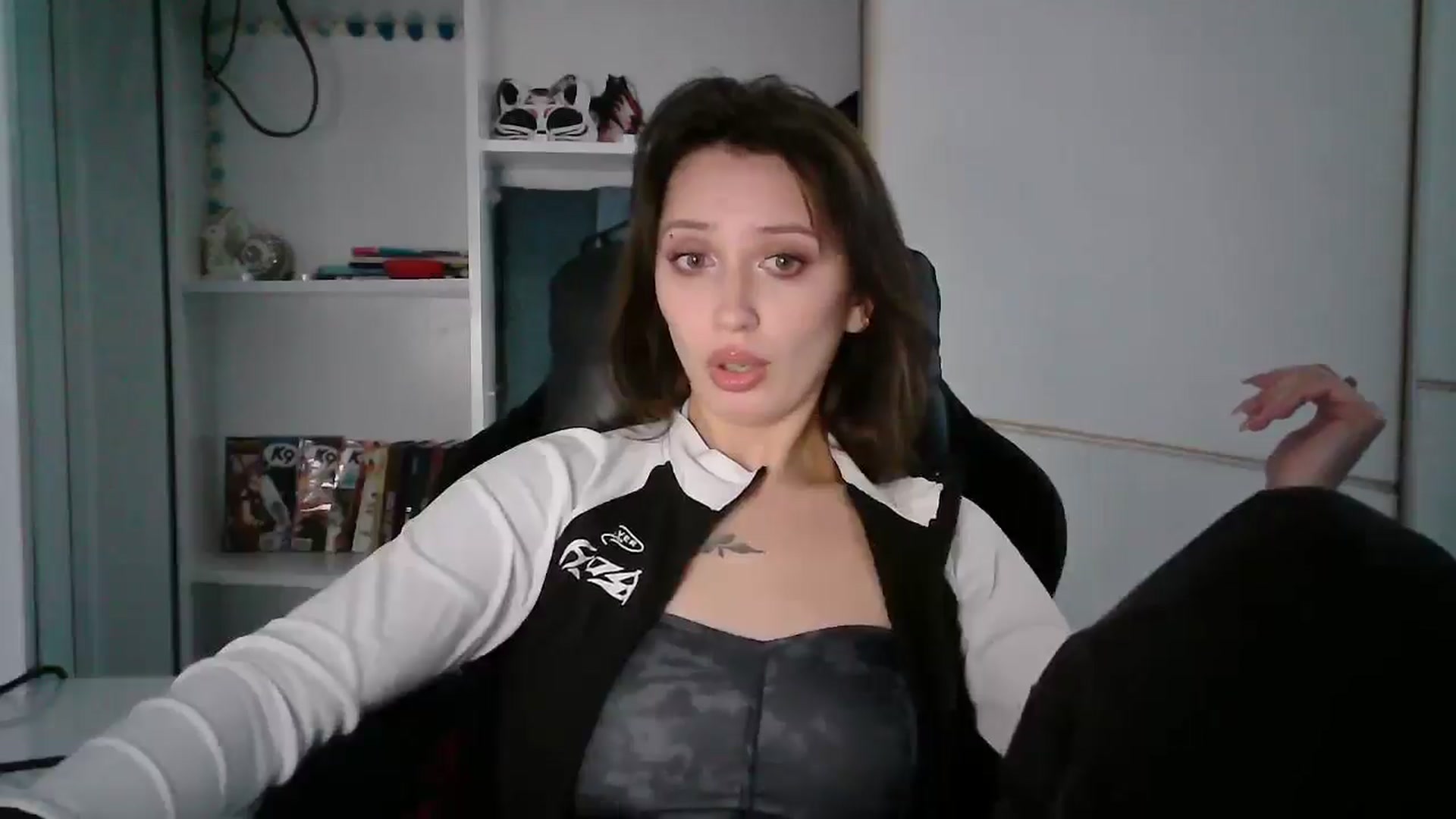 Gallery image thumbnail from MaggySpace's myfreecams stream on, 01/06/2026, 08:53 image 6 of 20