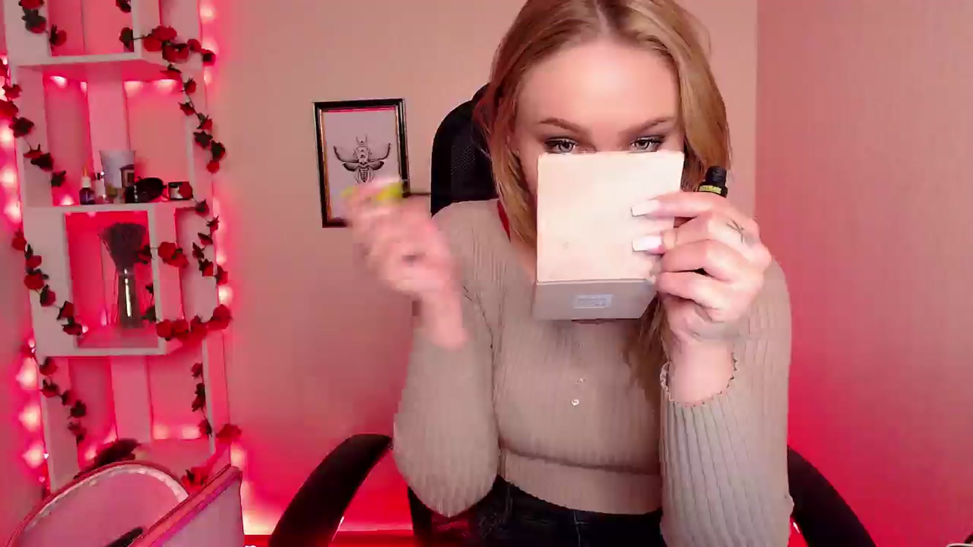 Gallery image thumbnail from MagicLilli_'s myfreecams stream on, 05/23/2024, 14:44 image 10 of 20