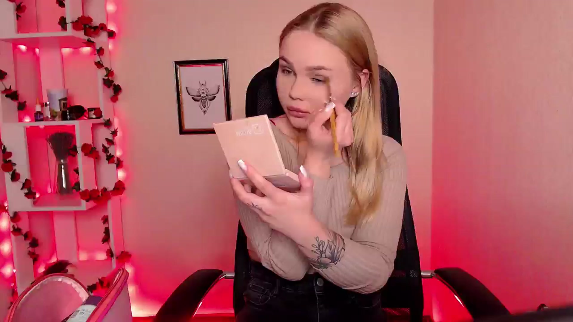Gallery image thumbnail from MagicLilli_'s myfreecams stream on, 05/23/2024, 14:44 image 6 of 20