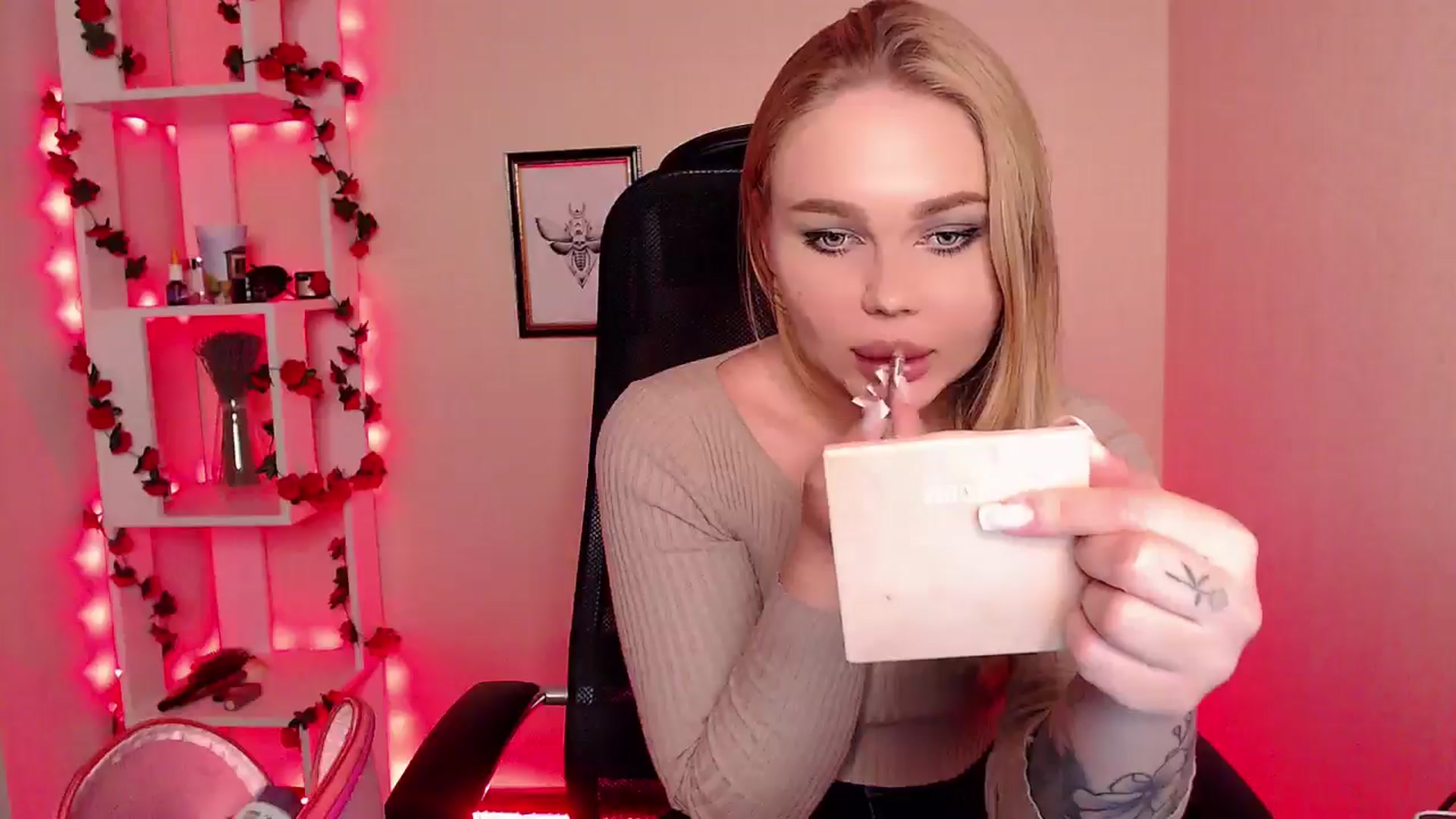 Gallery image thumbnail from MagicLilli_'s myfreecams stream on, 05/23/2024, 14:44 image 15 of 20