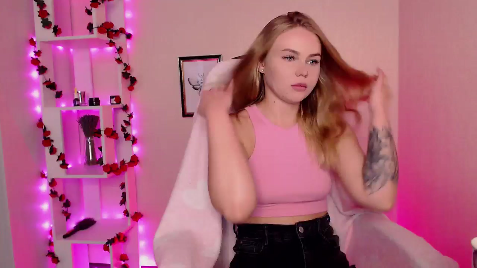 Gallery image thumbnail from MagicLilli_'s myfreecams stream on, 05/29/2024, 06:42 image 3 of 20