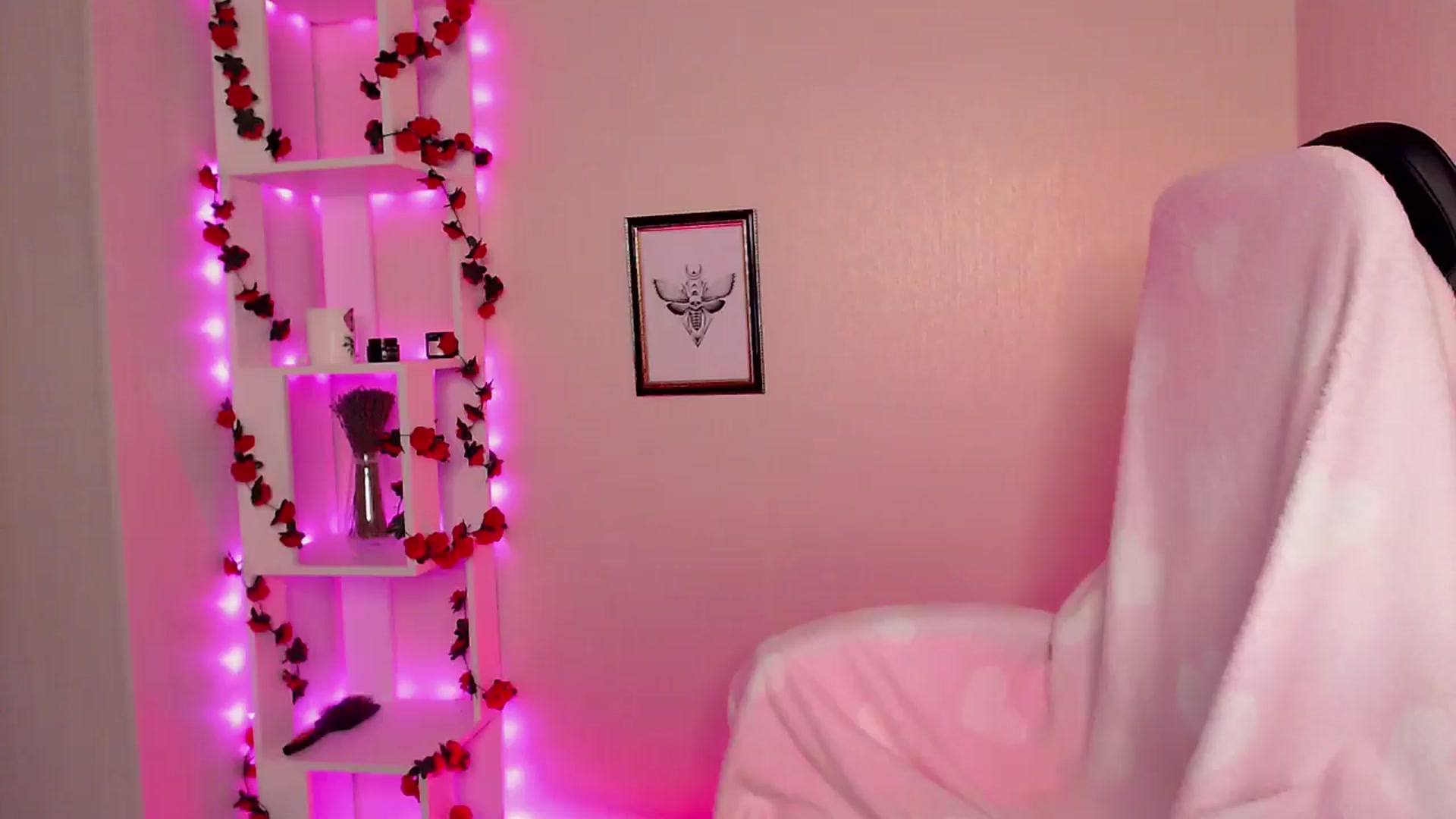 Gallery image thumbnail from MagicLilli_'s myfreecams stream on, 05/30/2024, 14:24 image 8 of 20