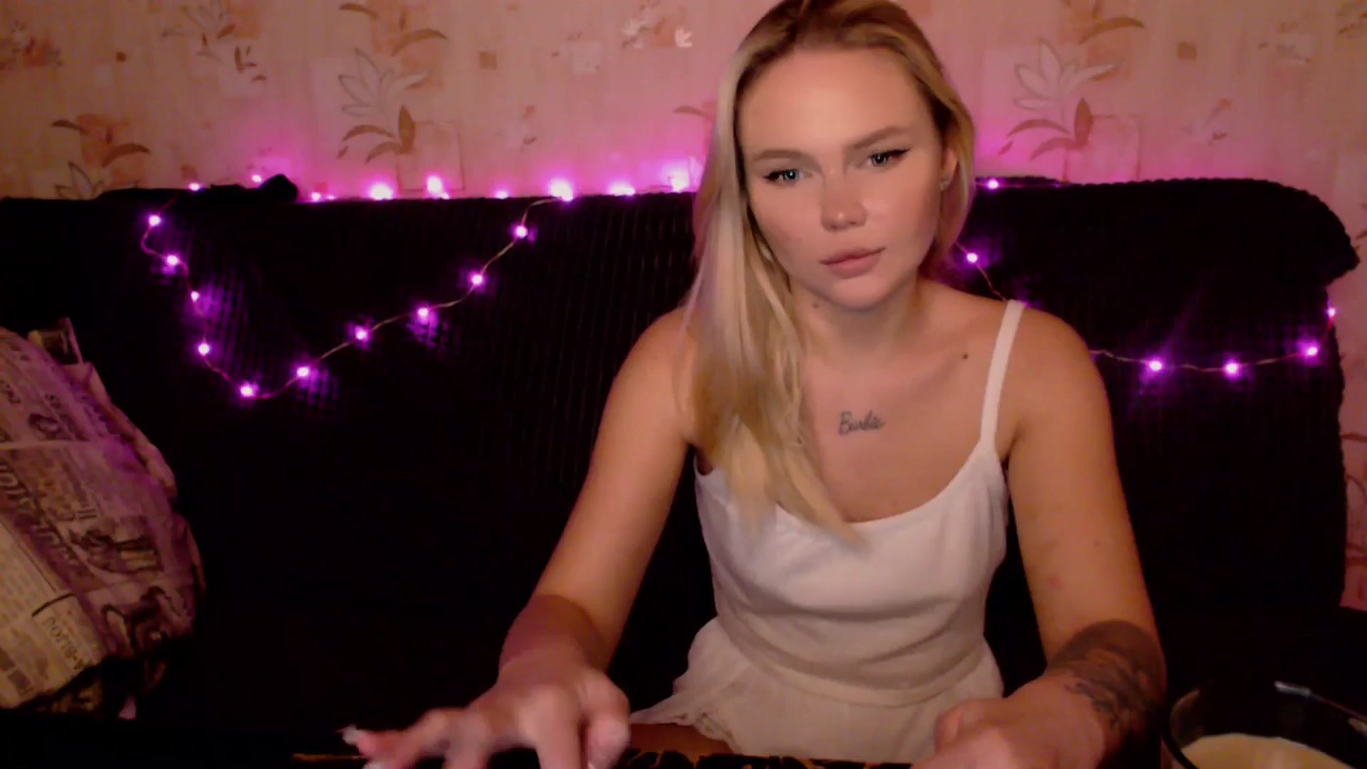 Gallery image thumbnail from MagicLilli_'s myfreecams stream on, 11/28/2024, 13:16 image 12 of 20