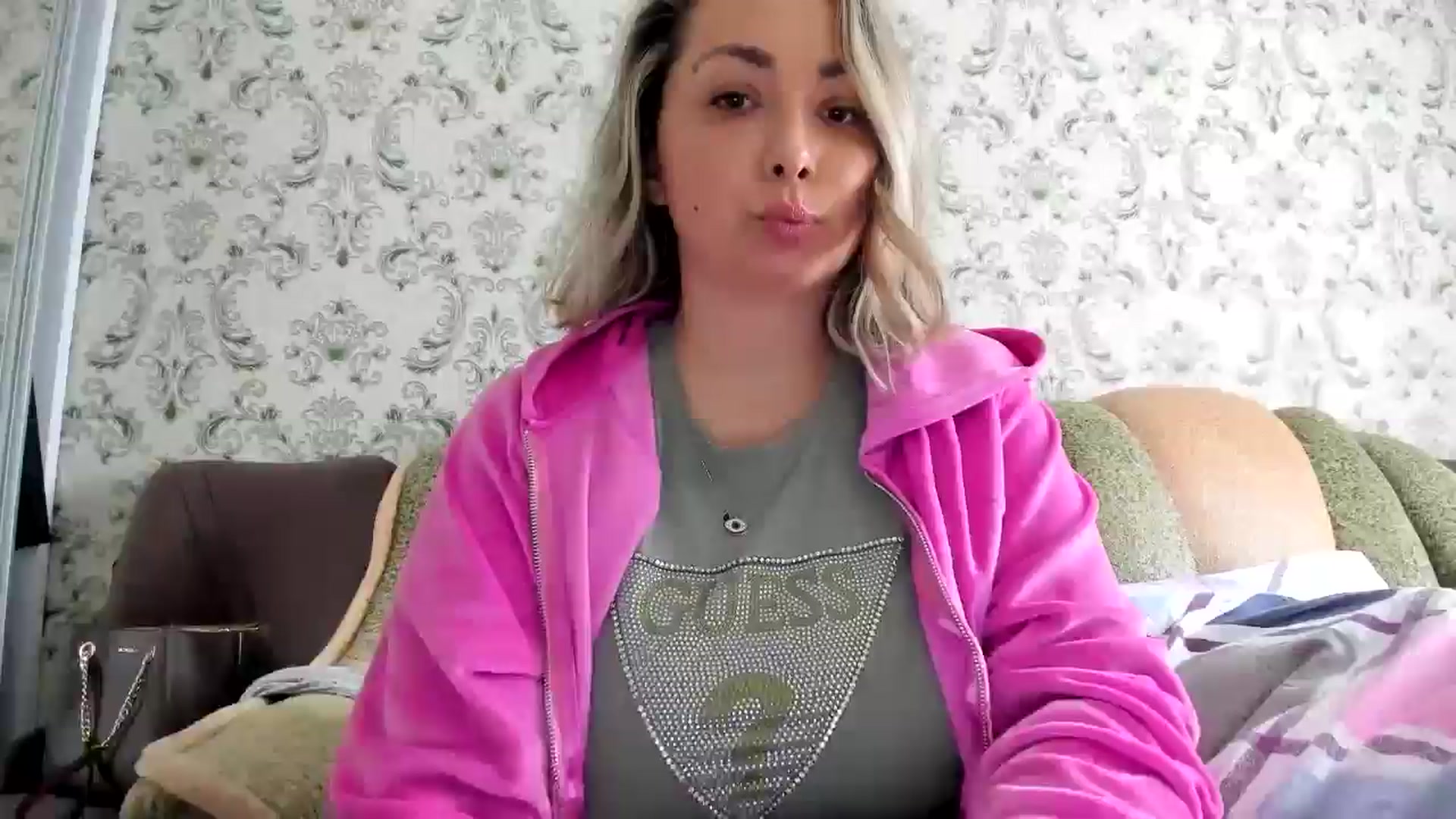 Gallery image thumbnail from Magic_Tits's myfreecams stream on, 03/19/2025, 11:39 image 9 of 20